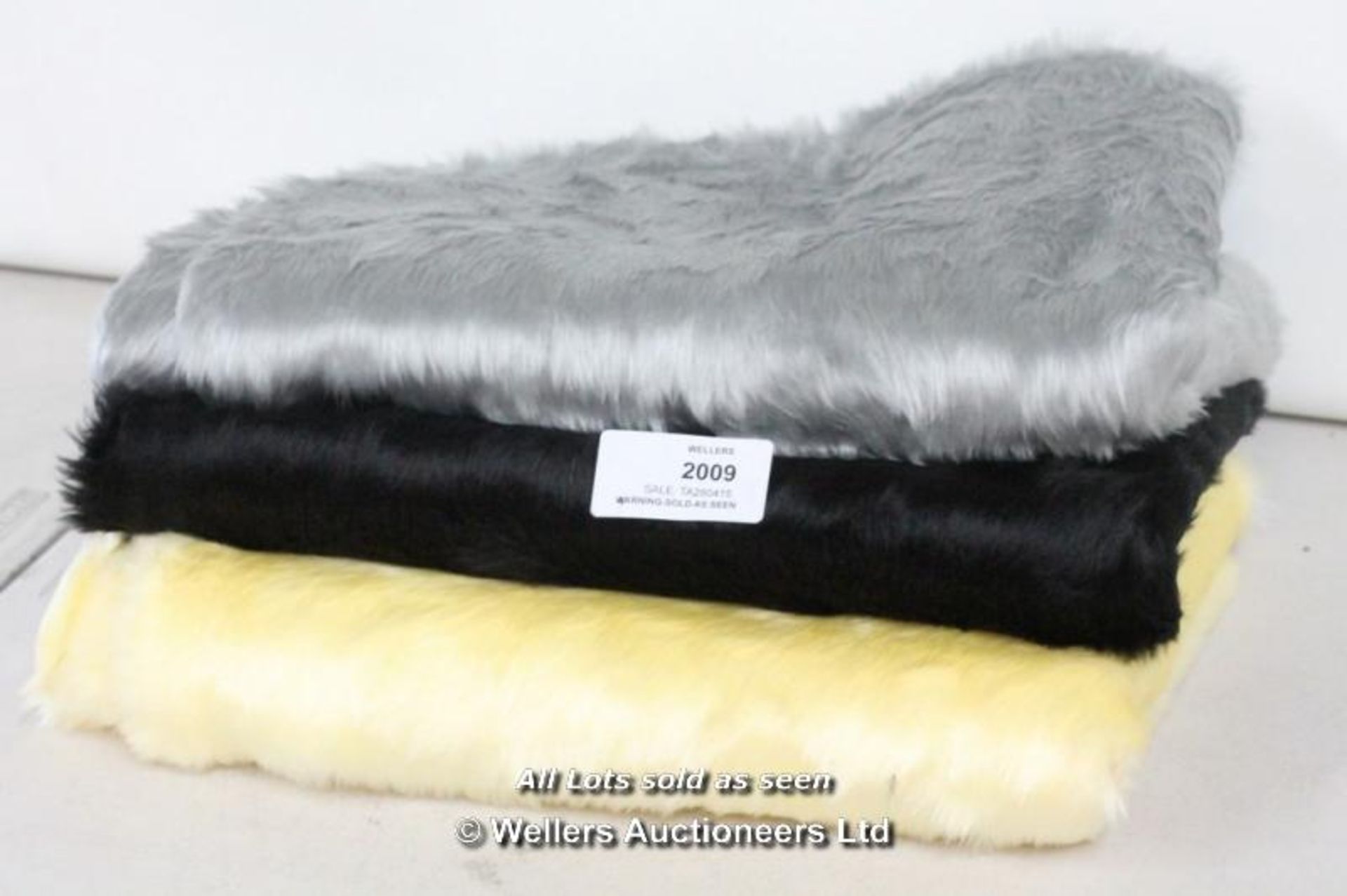 *X3 MIXED FAKE FUR FABRIC 75CM WIDE, PILE 100% ACRYLIC, BACK 100% POLYESTER INC 1.9 MTRS
