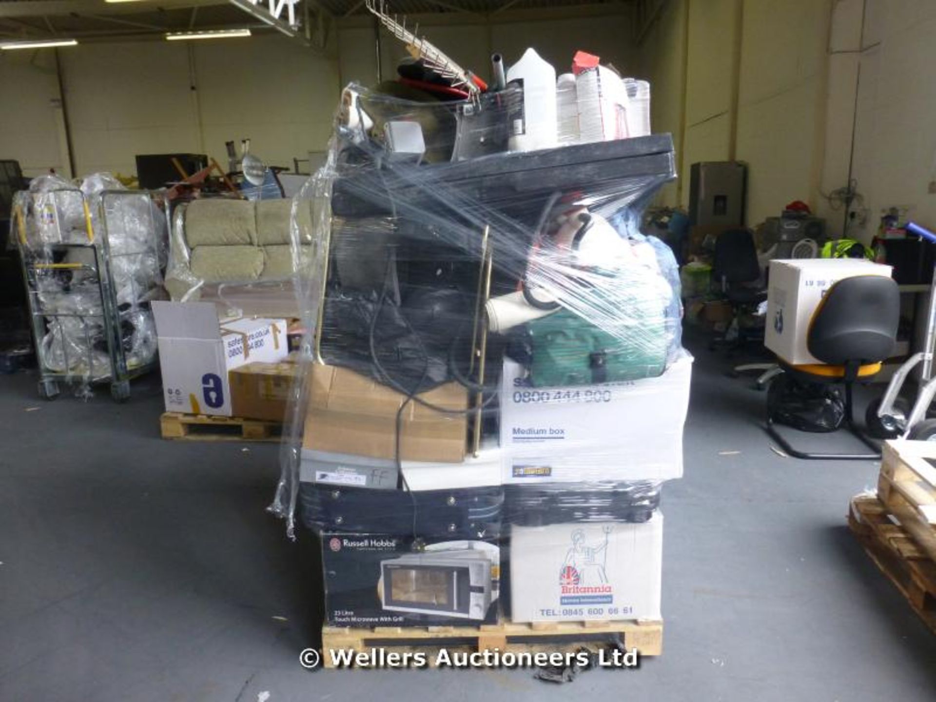 *CONTENTS OF A SELF STORAGE CONTAINER TO BE SOLD OVER 6 X MIXED PALLETS INC, MOUNTFIELD 4 STROKE - Image 4 of 11
