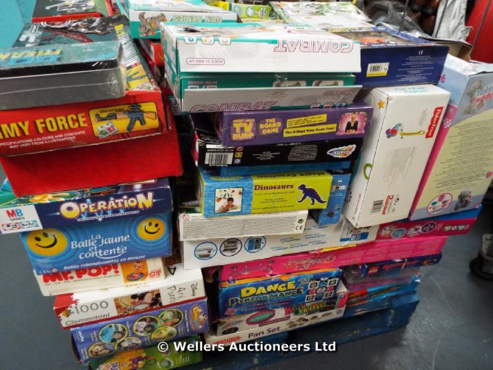 *PALLET FULL OF MIXED BOXED TOYS AND GAMES[MK070515-1703} - Image 5 of 5