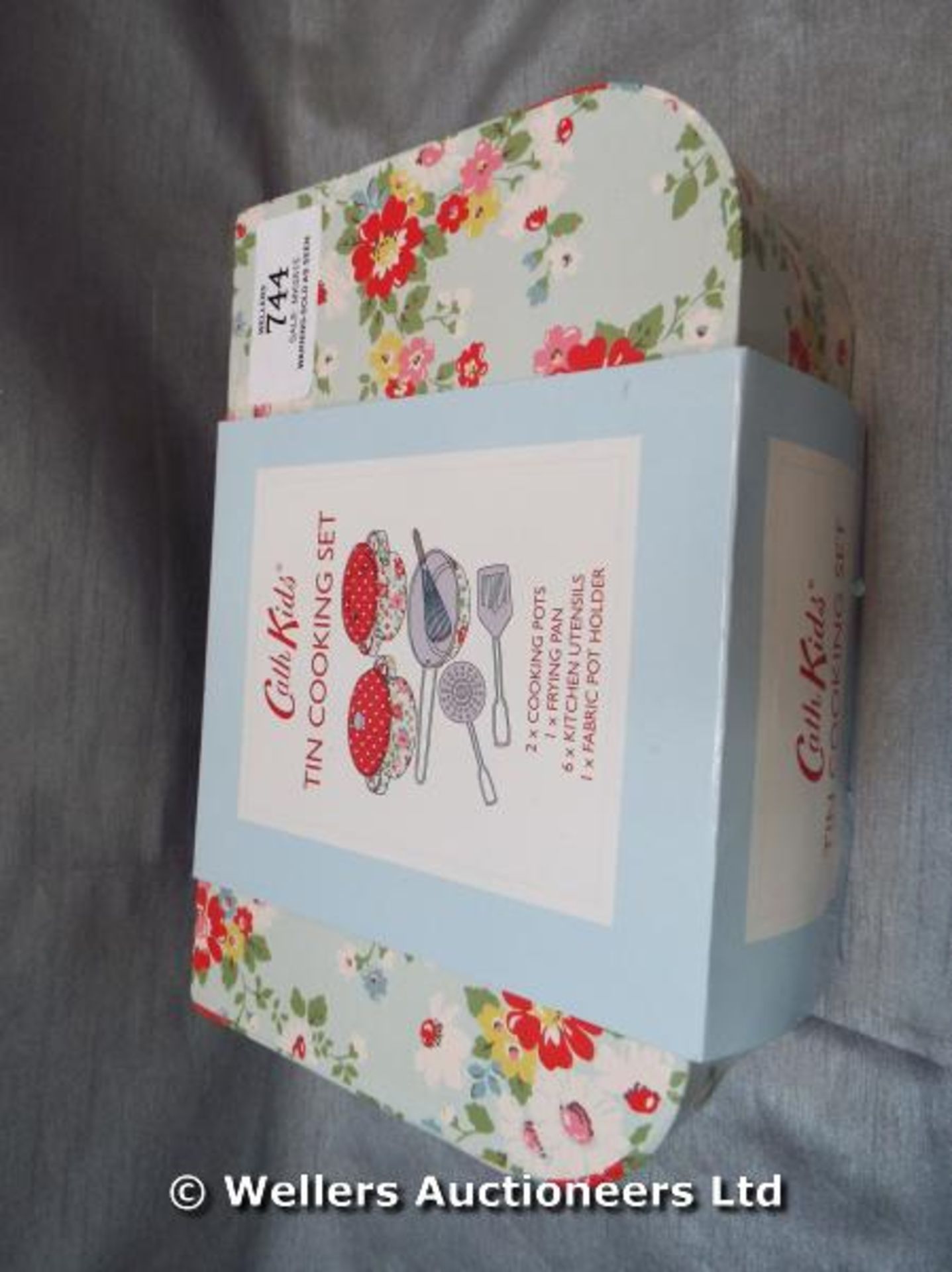 *CATH KIDS TIN COOKING SET / GRADE: UNCLAIMED PROPERTY / BOXED (DC2)[MK070515-1744}