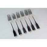 A set of six silver dessert forks, fiddle pattern, London 1827, 225g