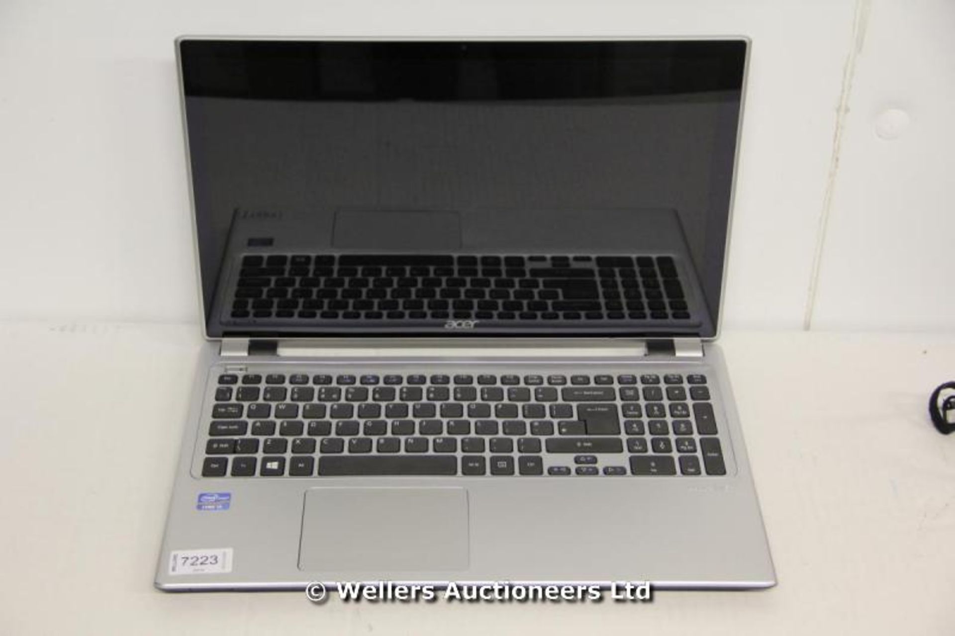 *"ACER ASPIRE V5-571P 15.6" TOUCH SCREEN LAPTOP / INTEL CORE I5 PROCESSOR / RAM 6GB / WITHOUT