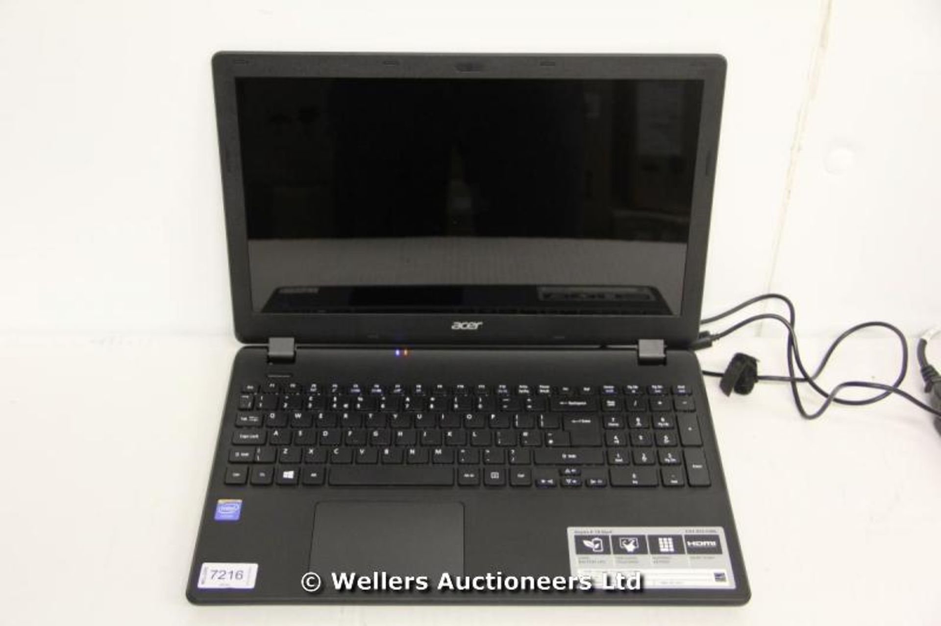 *"ACER ASPIRE ES1-512 15.6" LAPTOP / INTEL CELERON N2840 2.16GHZ / RAM 4GB / 1TB HDD / WITHOUT