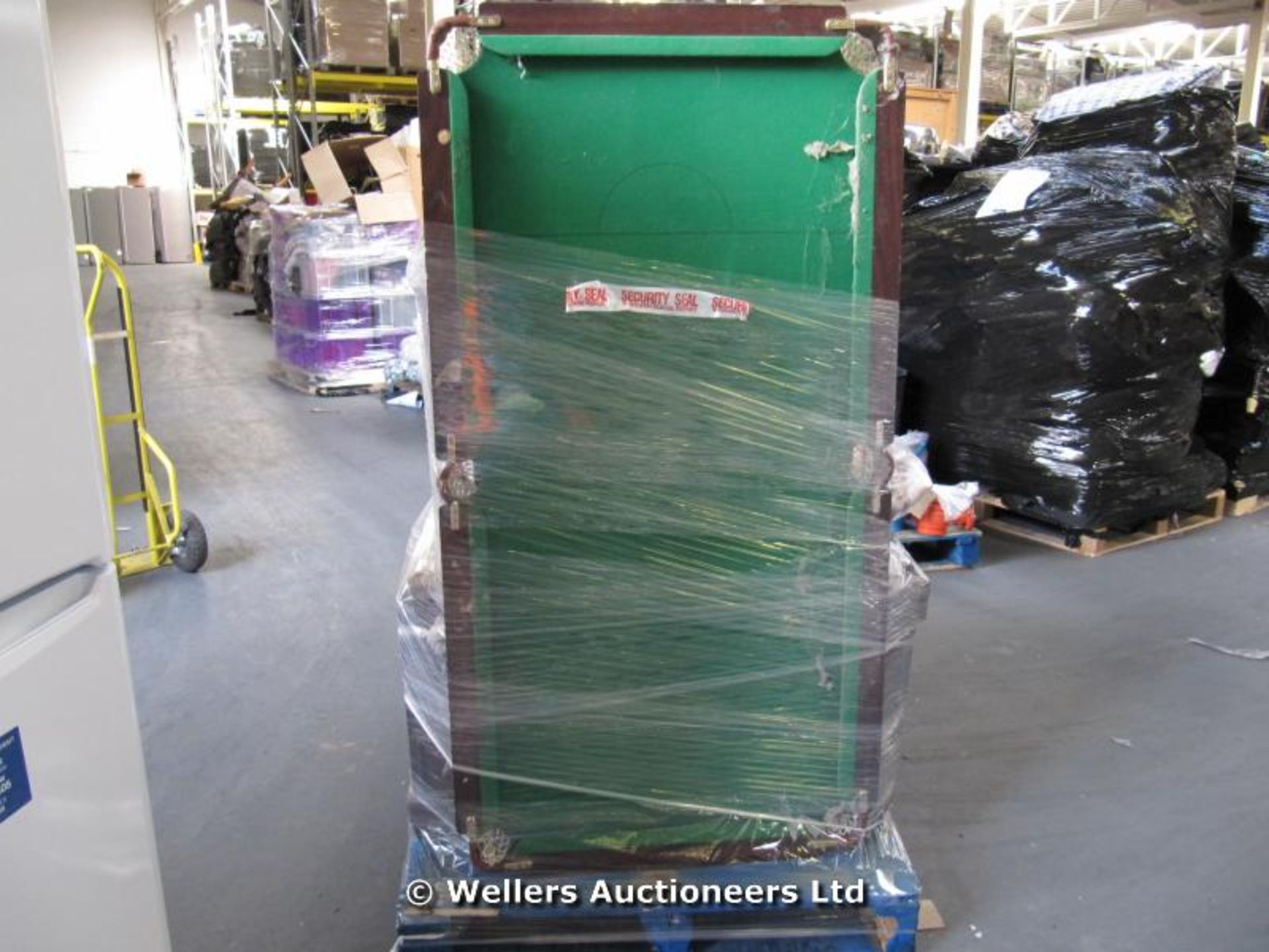 *CONTENTS OF A SELF STORAGE CONTAINER TO BE SOLD OVER 2 X MIXED PALLETS INC, FOLD DOWN SNOOKER