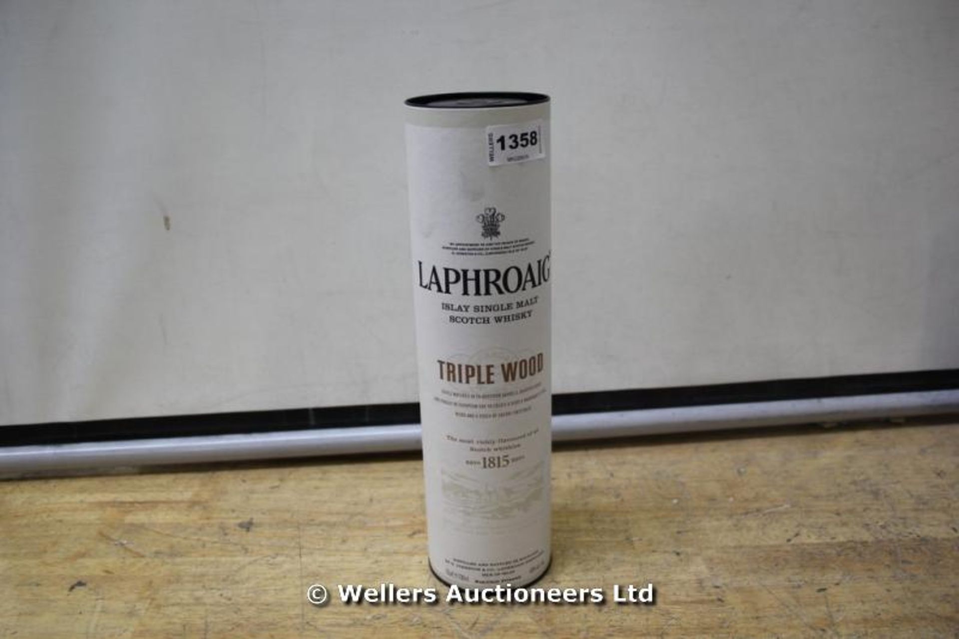 *LAPHROAIG TRIPLE WOOD 70CL / GRADE: UNCLAIMED PROPERTY / BOXED (DC2)[MK220515-1358}