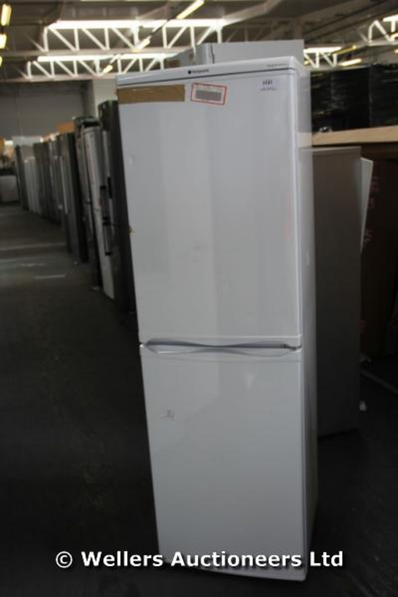 *HOTPOINT RFAA52P FRIDGE FREEZER / GRADE: RETAIL RETURN / UNBOXED (DC6) {#1205 [MK230515-3141}(