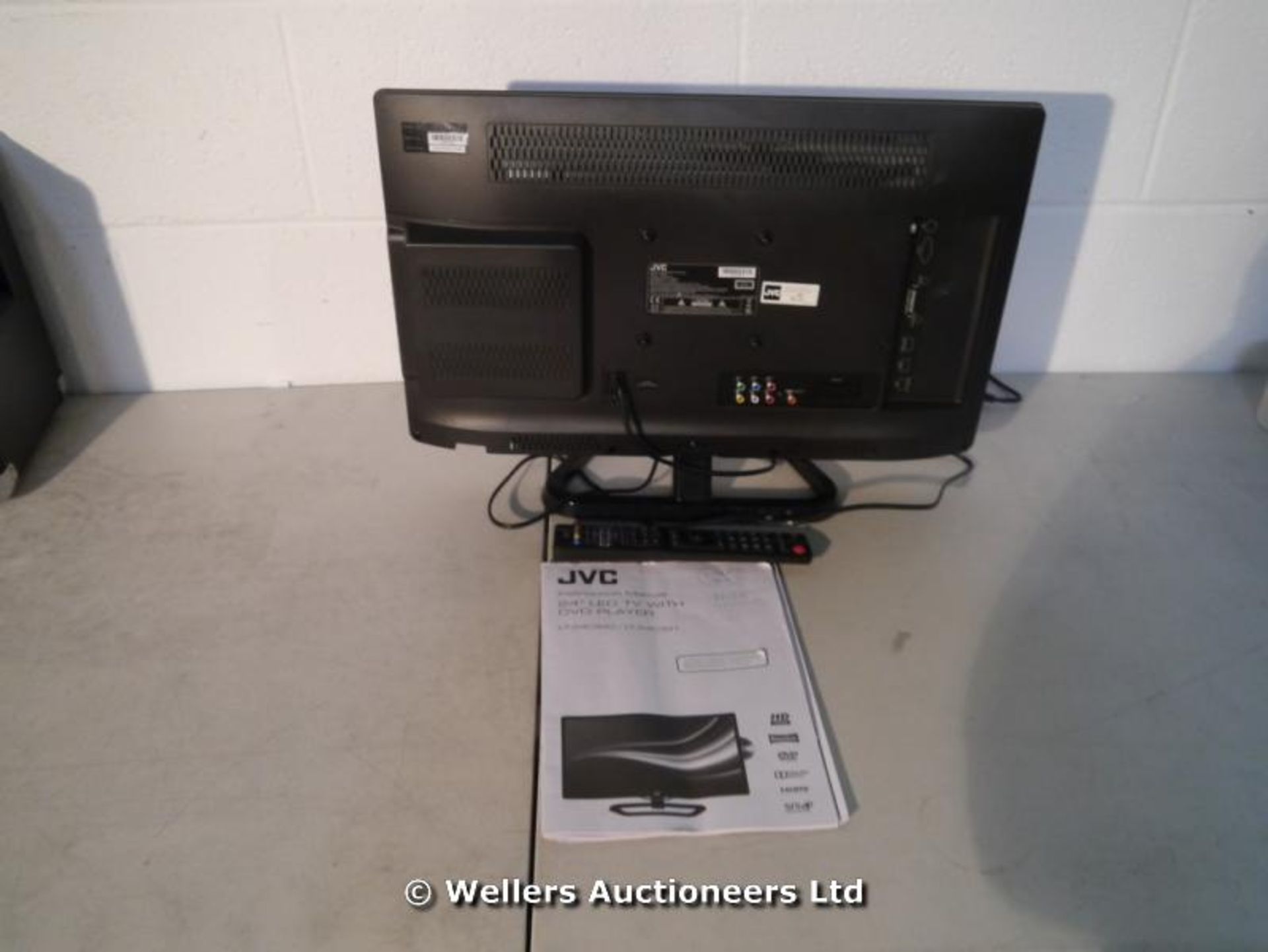 *"JVC LT-24C340 24" HD LED TV WITH BUILT IN DVD PLAYER AND FREEVIEW / POWER / PICTURE / REMOTE / - Image 2 of 2