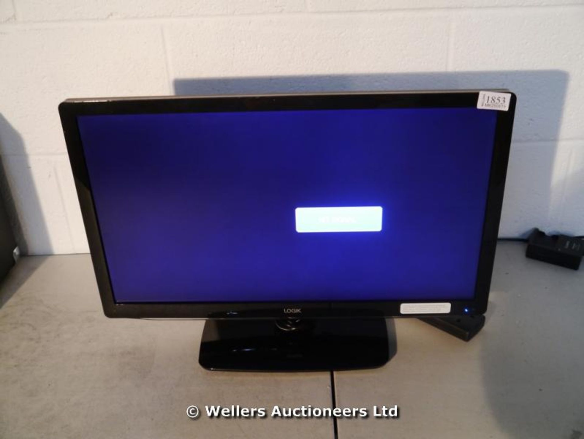 *"LOGIK L24FED12 24" LED FULL HD TV WITH BUILT IN DVD PLAYER / POWER / PICTURE / NO REMOTE / STAND /