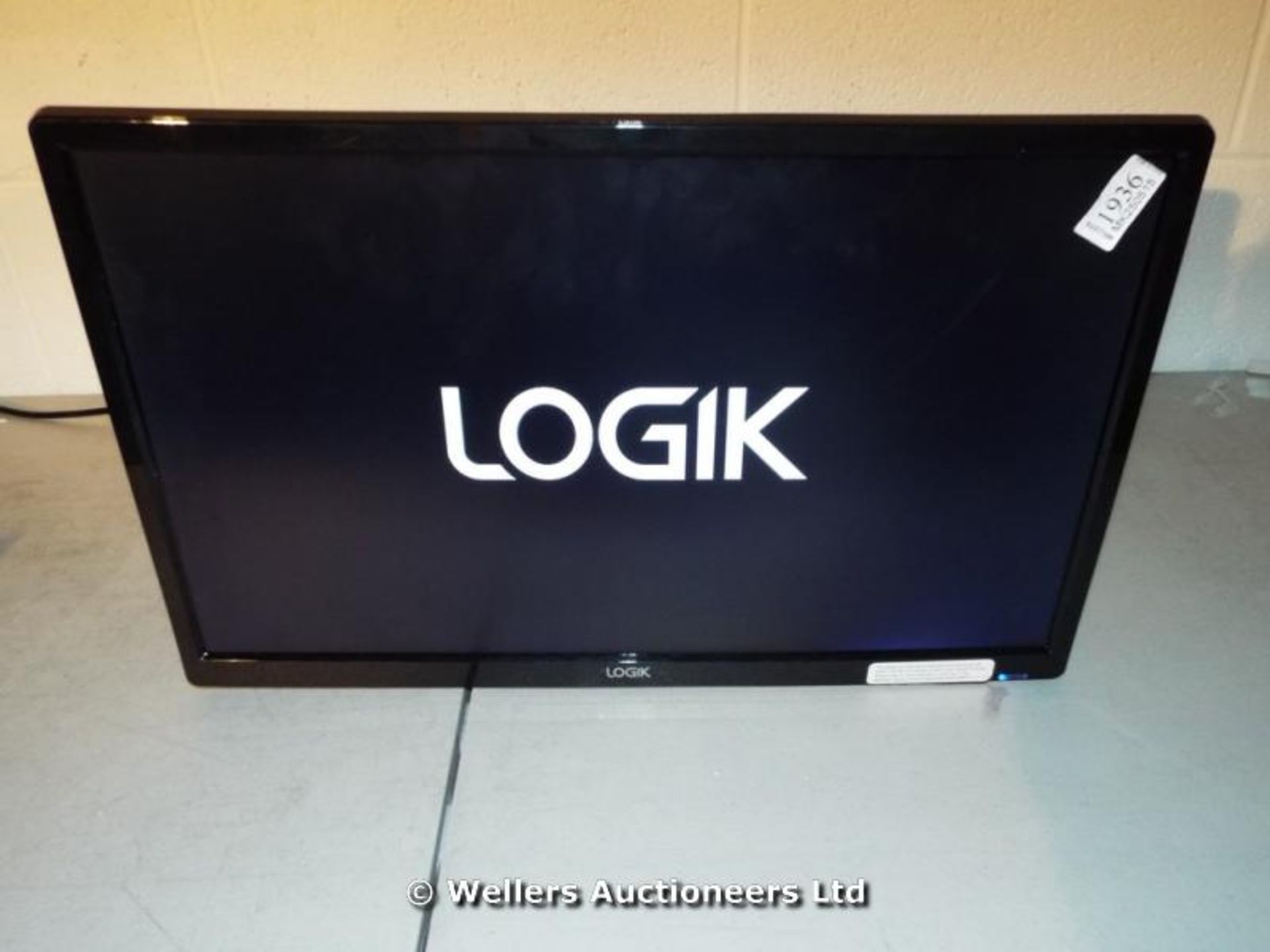 *"LOGIK L22FED13 22" LED HD TV WITH BUILT IN DVD PLAYER / POWER / PICTURE / REMOTE / STAND /