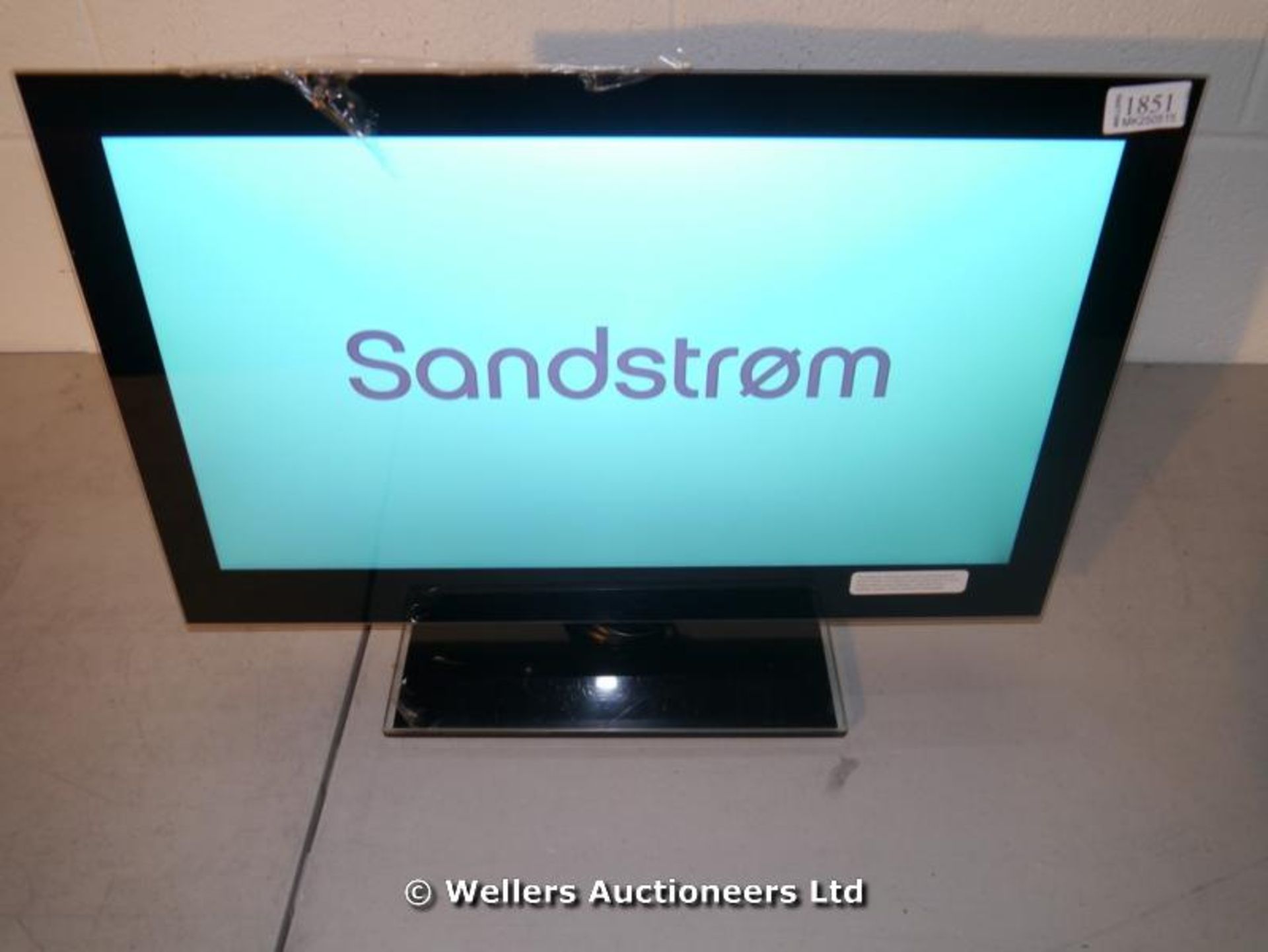 *"22" SANDSTROM 1080P LED TV / POWER / PICTURE / NO REMOTE / STAND / GRADE: RETAIL RETURN /