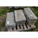 *A PALLET OF MIXED FEATURE STONE/STONE BLOCKS/STEPS