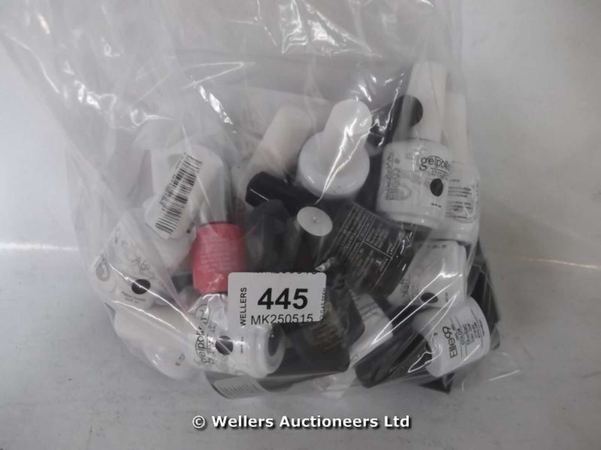 *BAG OF X 50 MIXED SOAK OFF GEL NAIL POLISH INC GELISH/PERFECT SUMMER/MILD EAST / GRADE: UNCLAIMED