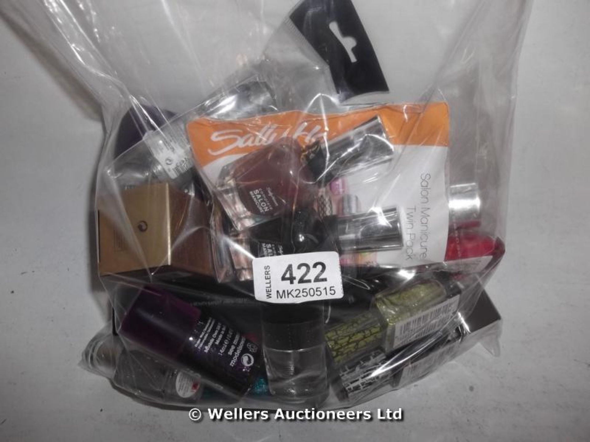 *BAG OF X 25 MIXED NAIL POLISH INC NAILS INC GEL/DIOR/MODELS OWN / GRADE: UNCLAIMED PROPERTY /