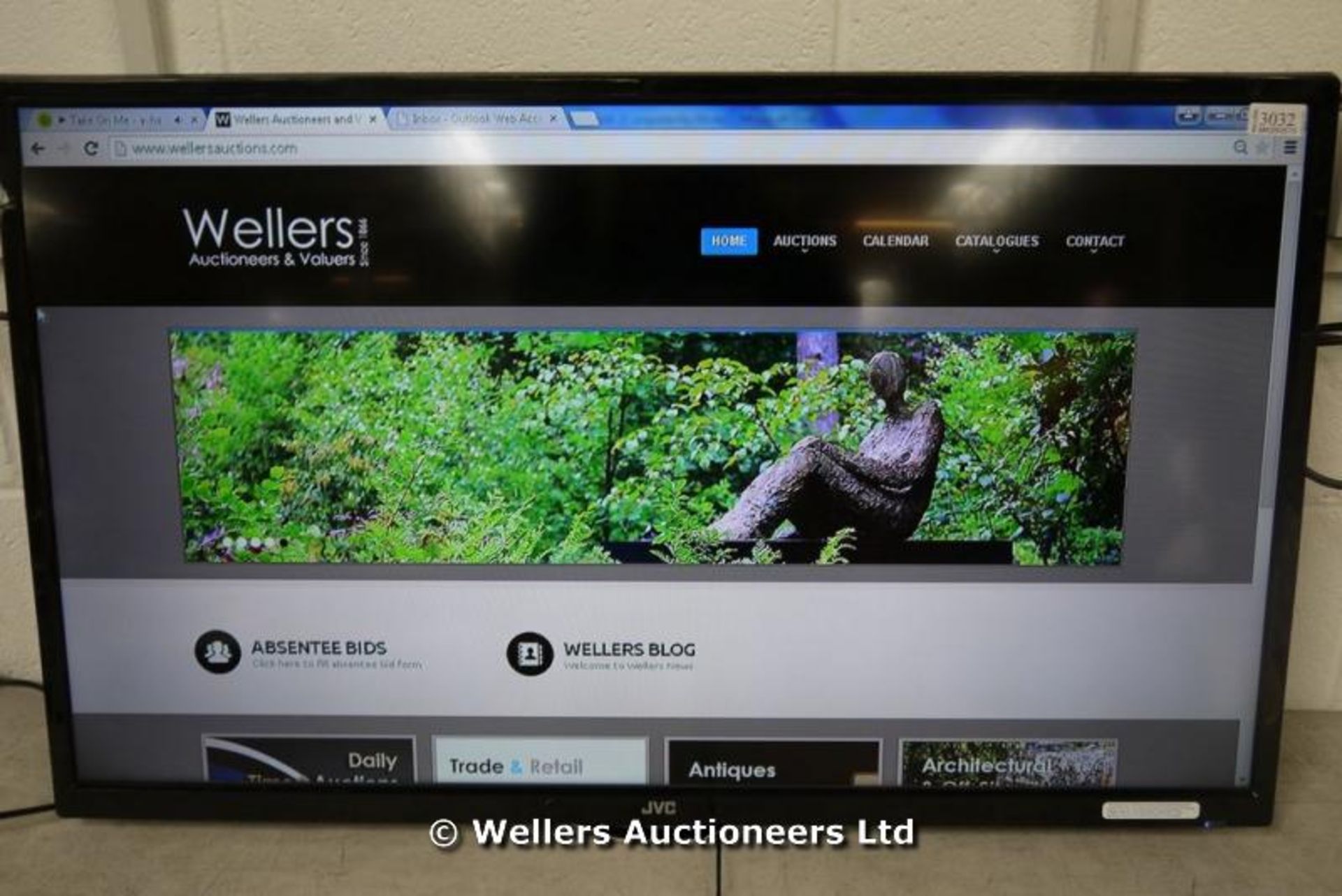 *"JVC LT-40C540 40" HD LED TV WITH FREEVIEW / POWERS UP / WITH PICTURE {#1191(48214383)"