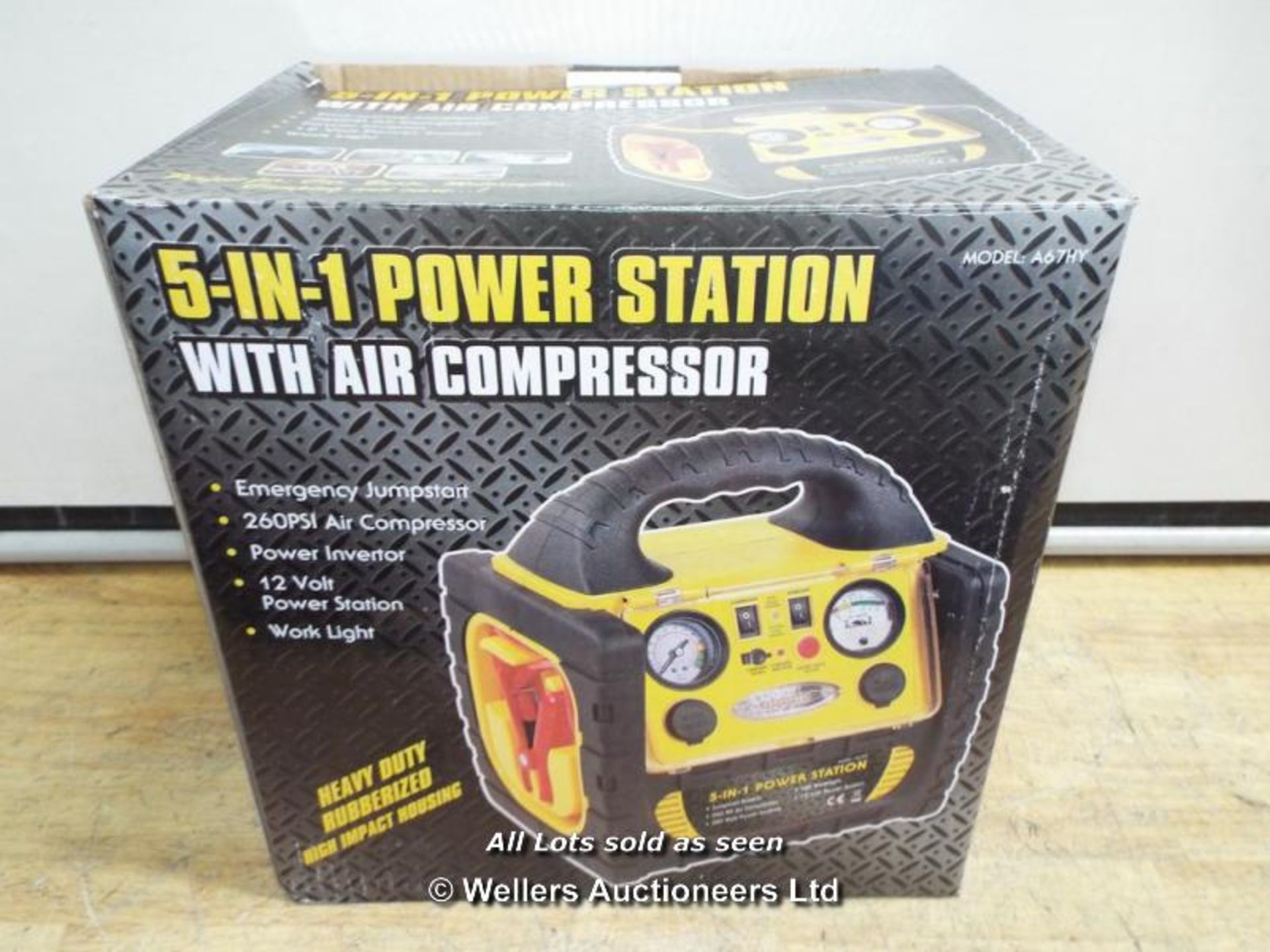 *PORTABLE POWER JUMP STARTER 5 IN 1 300A 260 PSI COMPRESSOR A67HY / GRADE: RETAIL RETURN  /