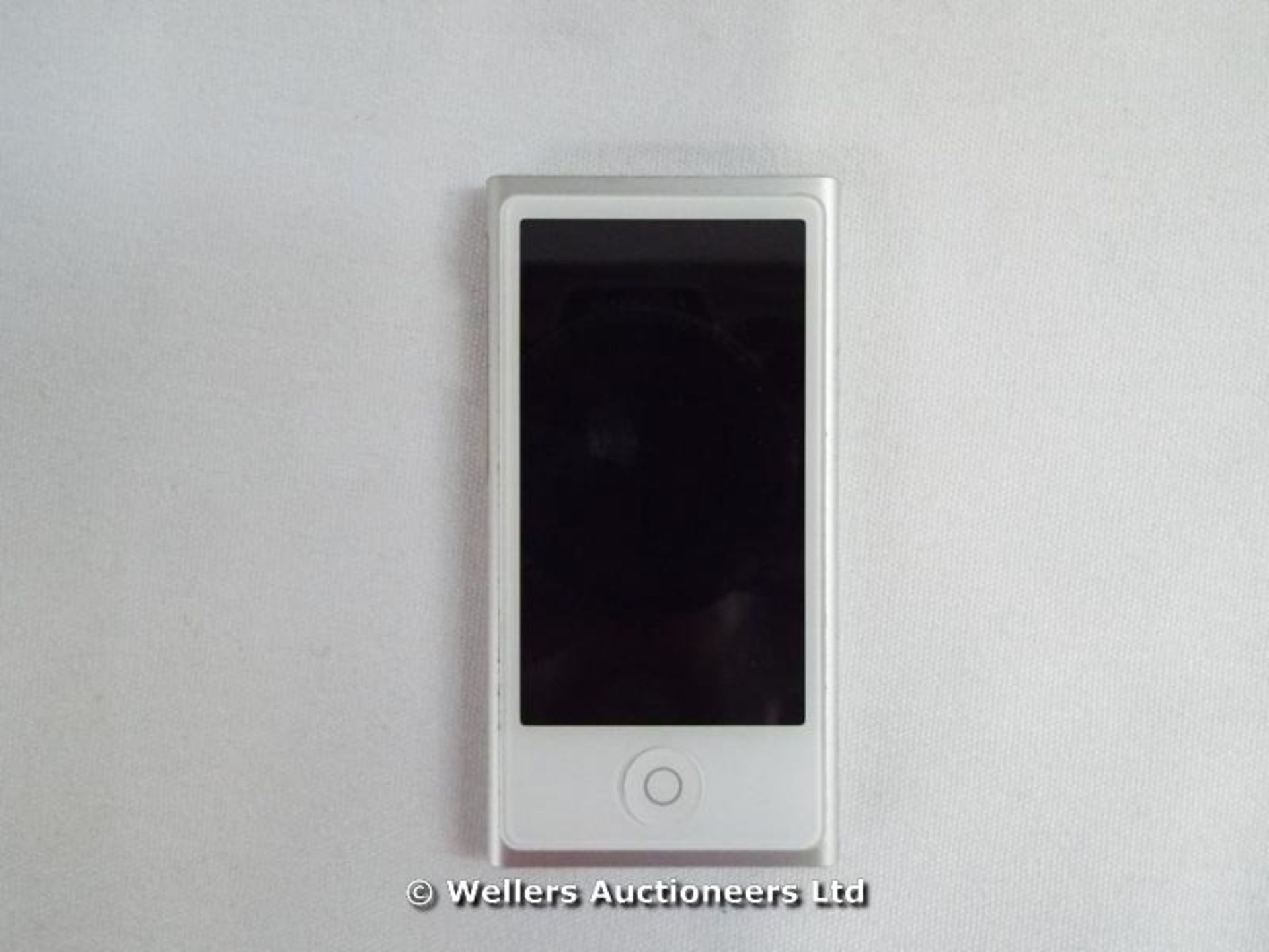 *APPLE IPOD NANO A1446 / GRADE: UNCLAIMED PROPERTY / UNBOXED (DC1)[MK290915-6813} - Image 2 of 2