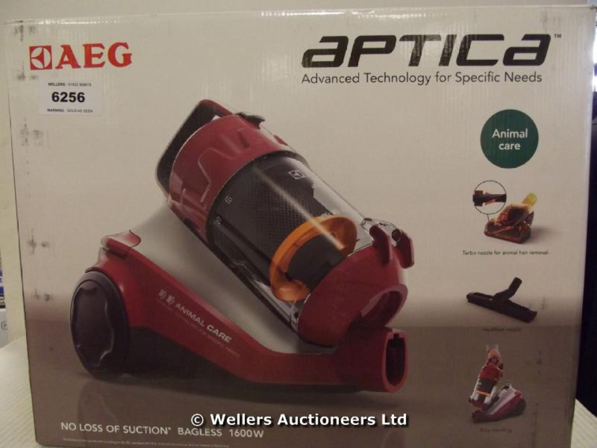 *AEG APTICA ANIMAL CARE VACUUM / GRADE: NEW / BOXED (DC3) {#1210 [WE-J] [2.043]