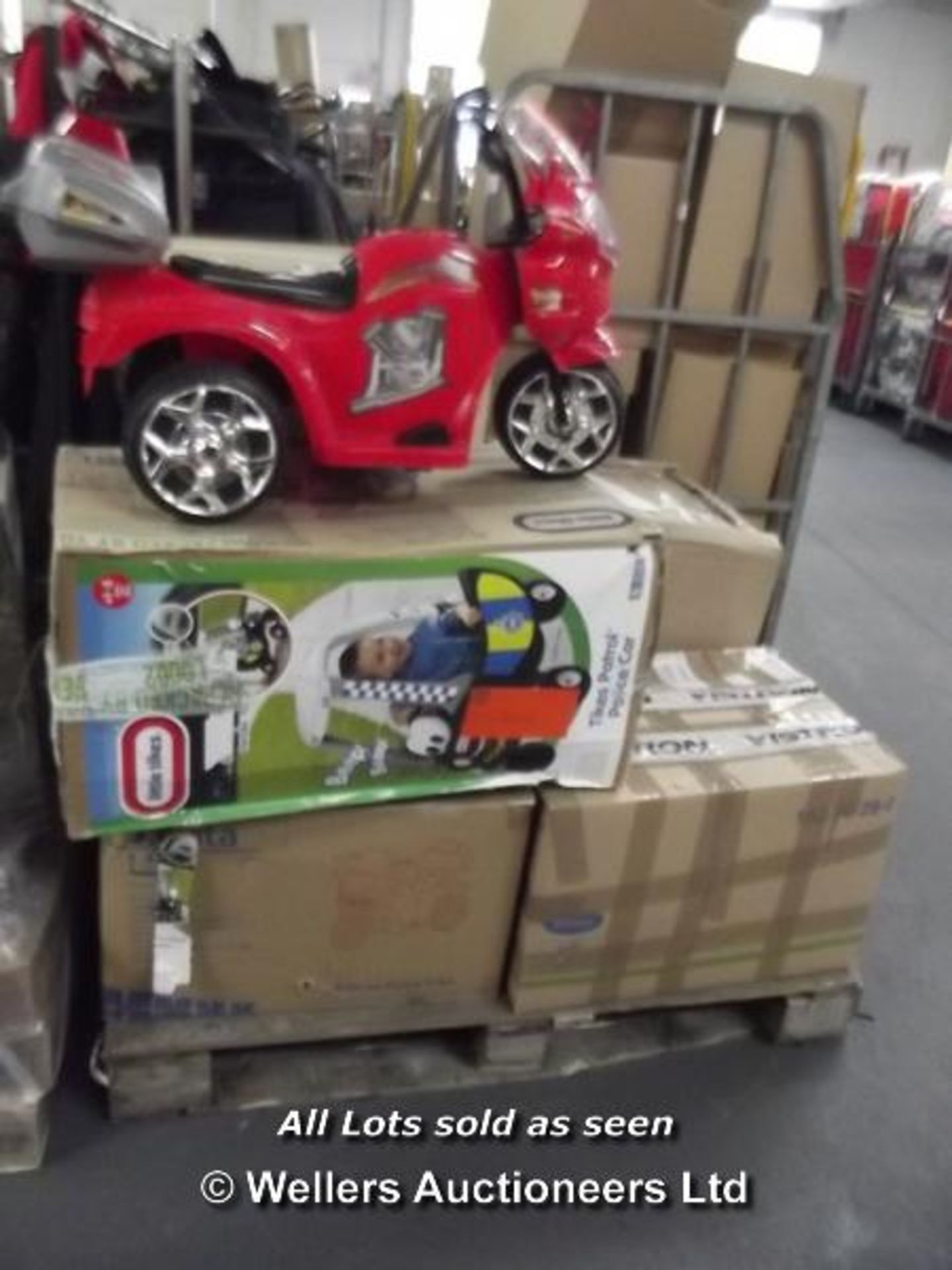 PALLET OF 7X: XENTA RED 6V RIDE ON POLICE TRIKEXENTA RED 6V RIDE ON POLICE TRIKEXENTA RED 6V RIDE ON