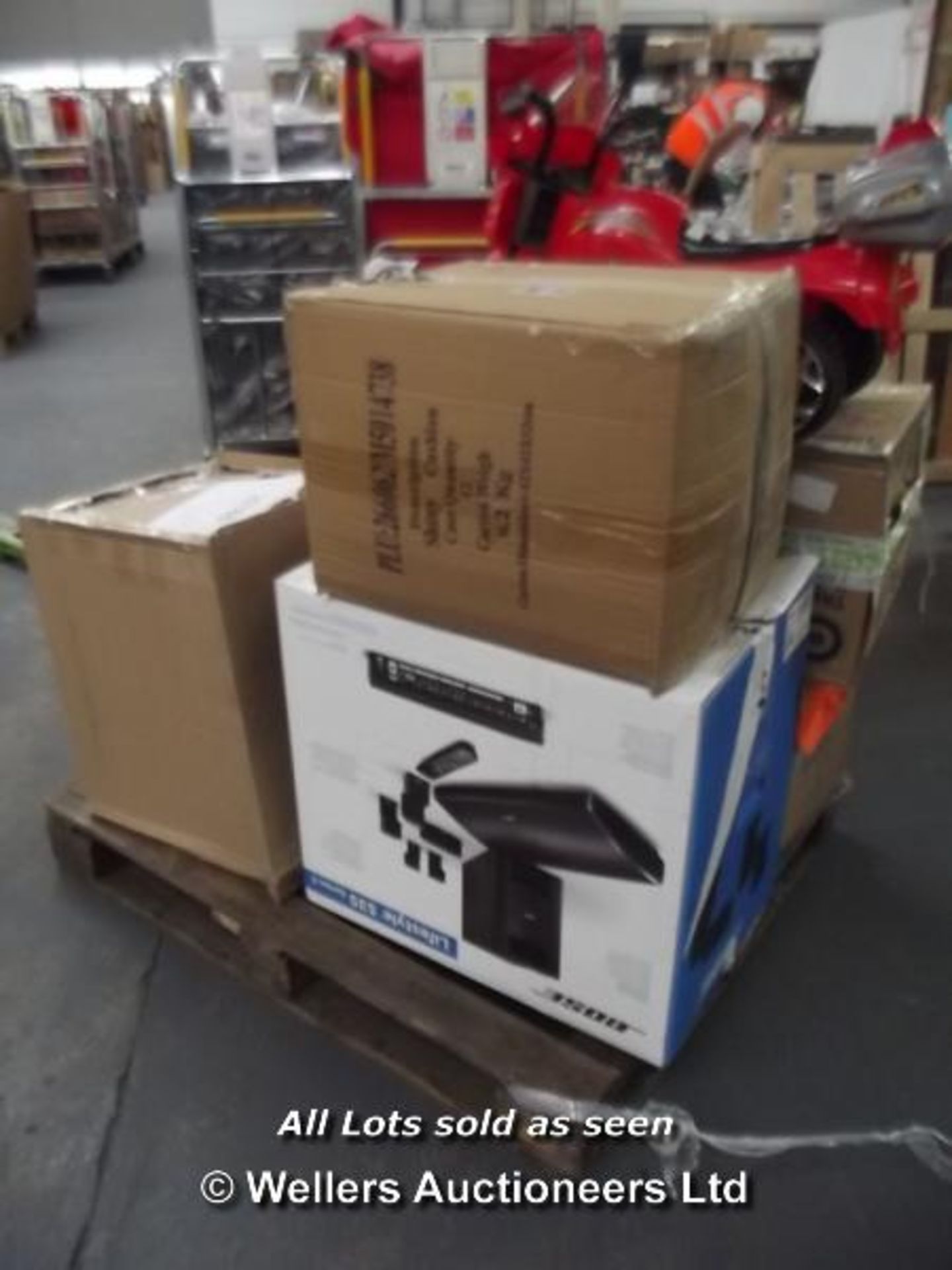 PALLET OF 7X: XENTA RED 6V RIDE ON POLICE TRIKEXENTA RED 6V RIDE ON POLICE TRIKEXENTA RED 6V RIDE ON - Image 2 of 2