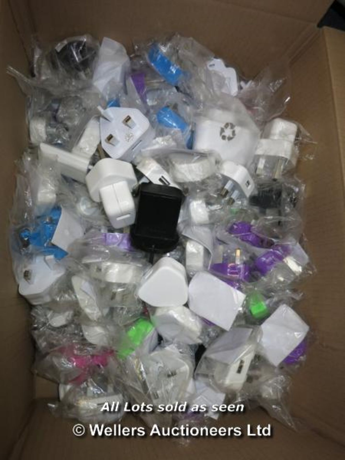 150X MAINS USB PLUGS (LOOSE) / GRADE: UNCLAIMED PROPERTY / UNBOXED (DC2){YT00551521GB[MK290715]