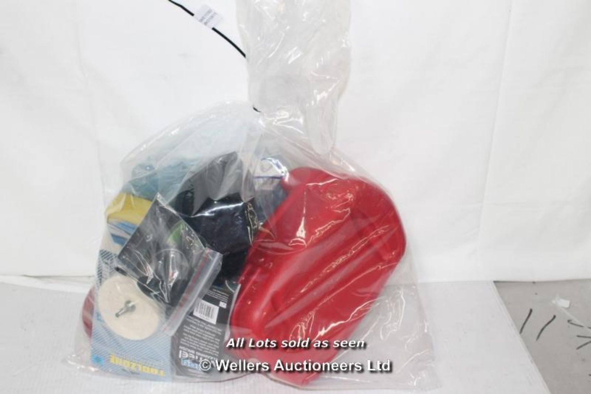 BAG OF 10 MIXED CAR TOOLS INC. BUFFING WHEEL, LARGE BAG OF SANDING BELTS, ALLOY WHEEL CLEANING - Image 2 of 2