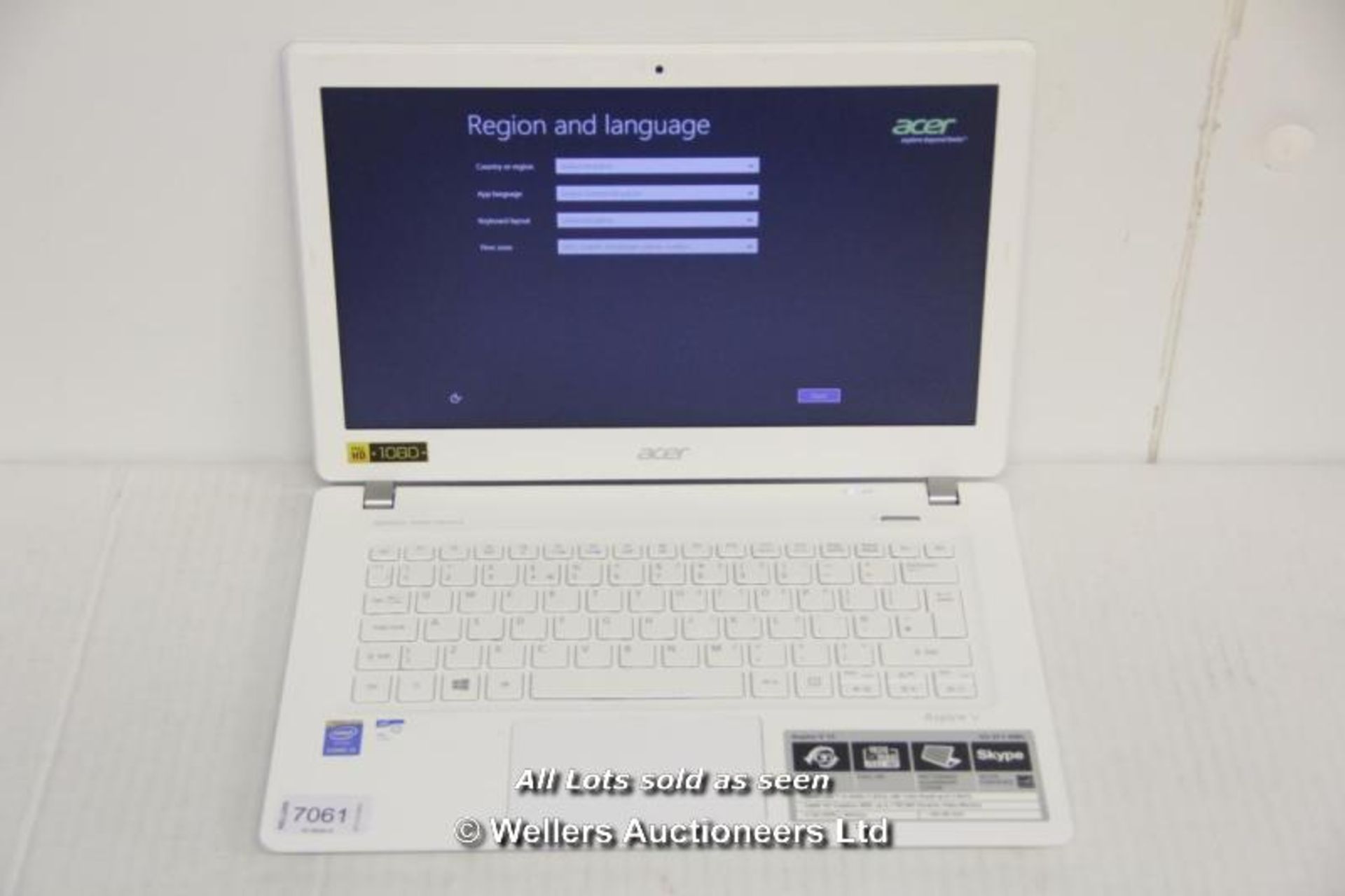 ACER V3-371-558L LAPTOP / WINDOWS 8 / INTEL CORE I5-4258 2.40GHZ / 6GB RAM / 120GB SSD / INCLUDING