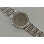 18ct white gold Jaeger LeCoultre slim bracelet wristwatch, circular grey dial with applied baton