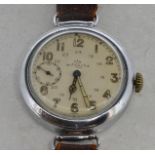 Gentlemen's oversized military trench wristwatch, circular white dial, applied luminous Arabic