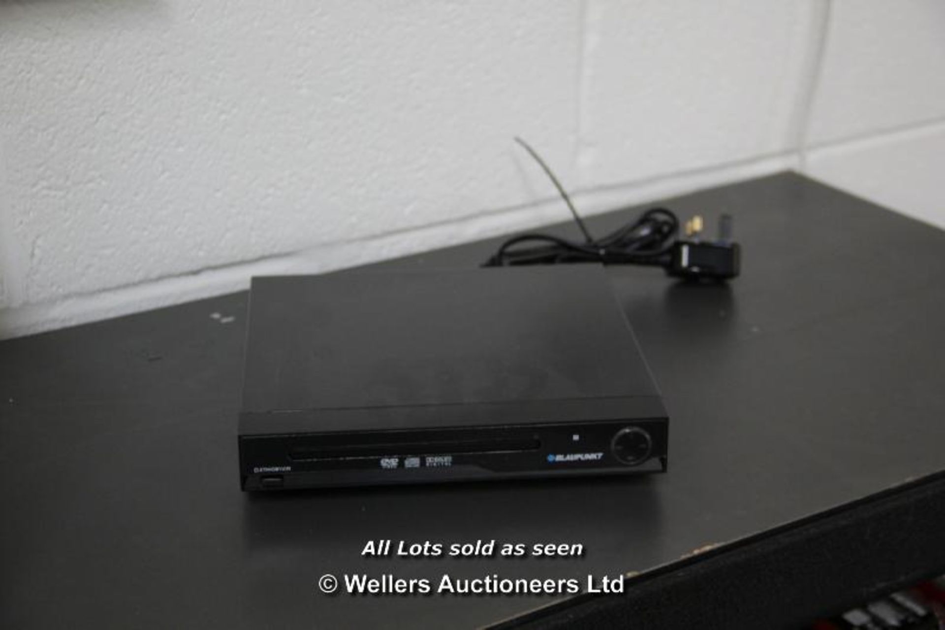 BLAUPUNKT DV2202 DVD PLAYER / BRANDED BOX / GRADE: RETURNS / BOXED (DC2) [C24](4082010) - Image 2 of 2