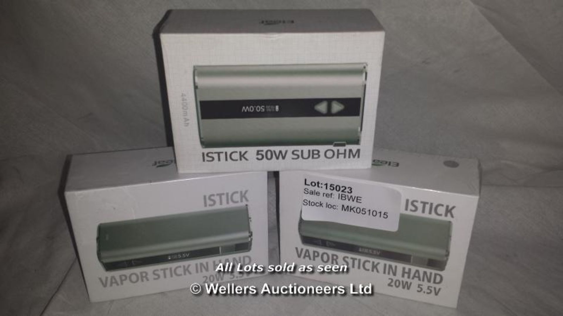 3X ISTICK VAPOR STICK IN HANDS (THIS LOT IS FOR DELIVERY ONLY) / GRADE: UNCLAIMED PROPERTY /