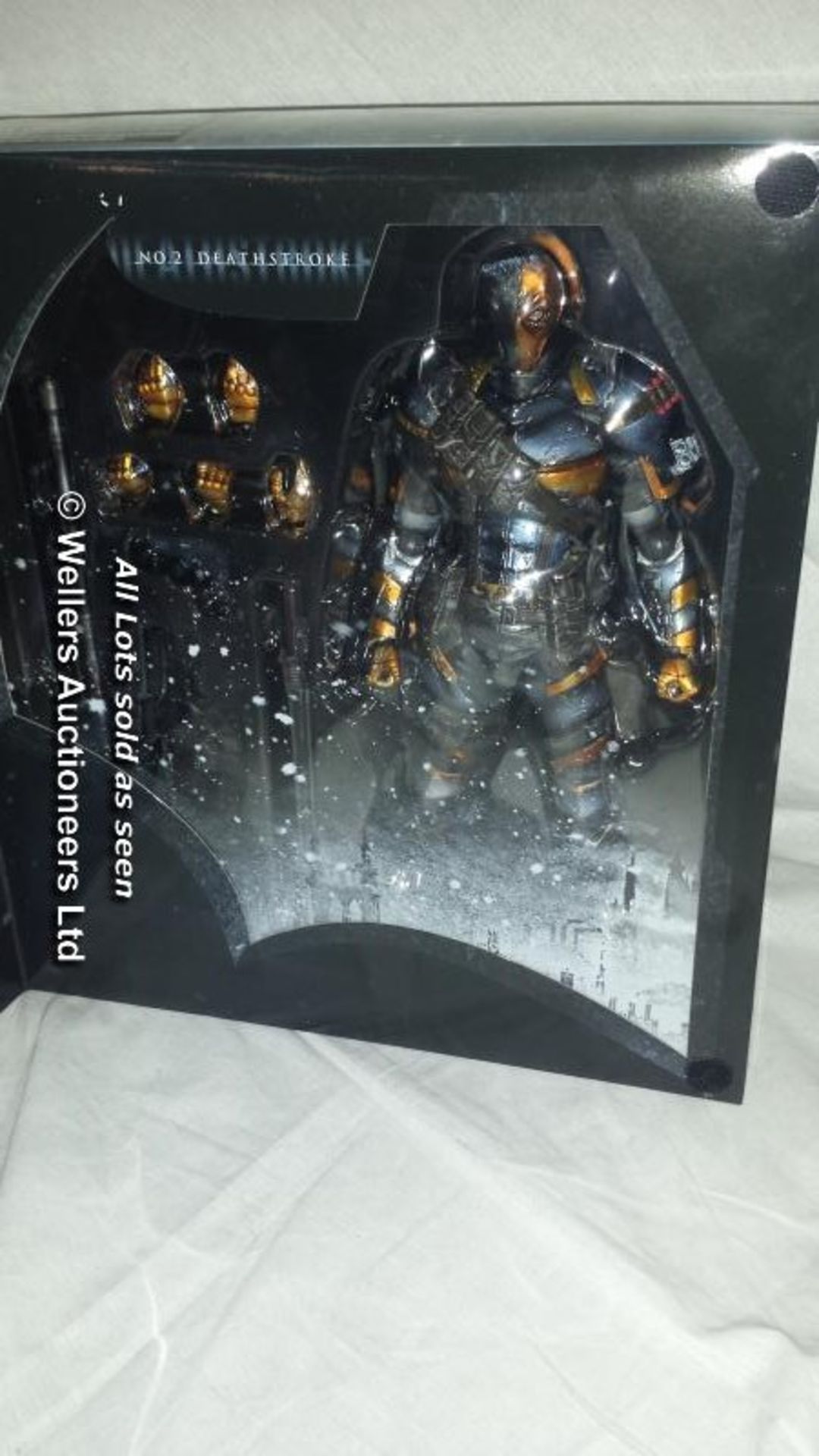 BATMAN: ARKHAM ORIGINS PLAYARTS DEATHSTROKE NO.2 ACTION FIGURE (THIS LOT IS FOR DELIVERY ONLY) / - Image 2 of 2