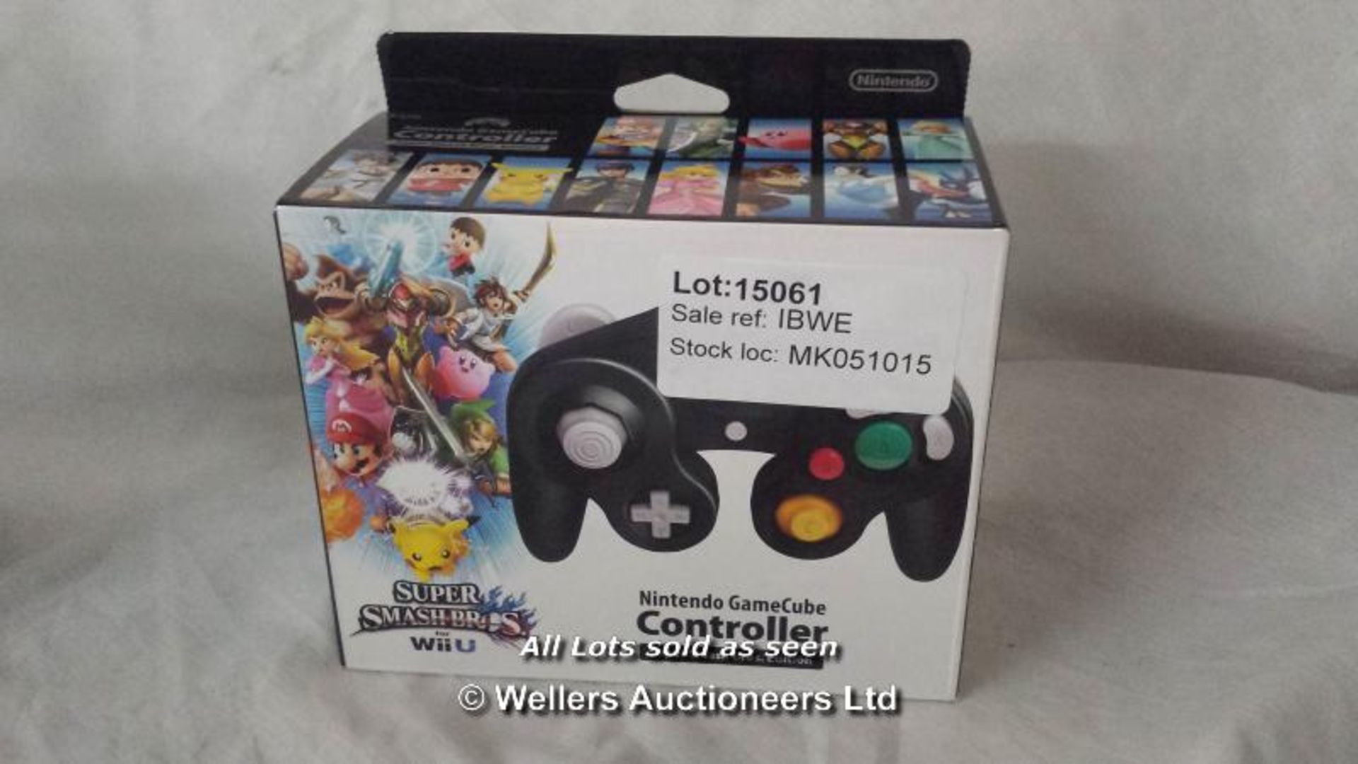 NINTENDO GAMECUBE CONTROLLER SUPER SMASH BROS. EDITION (THIS LOT IS FOR DELIVERY ONLY) / GRADE: