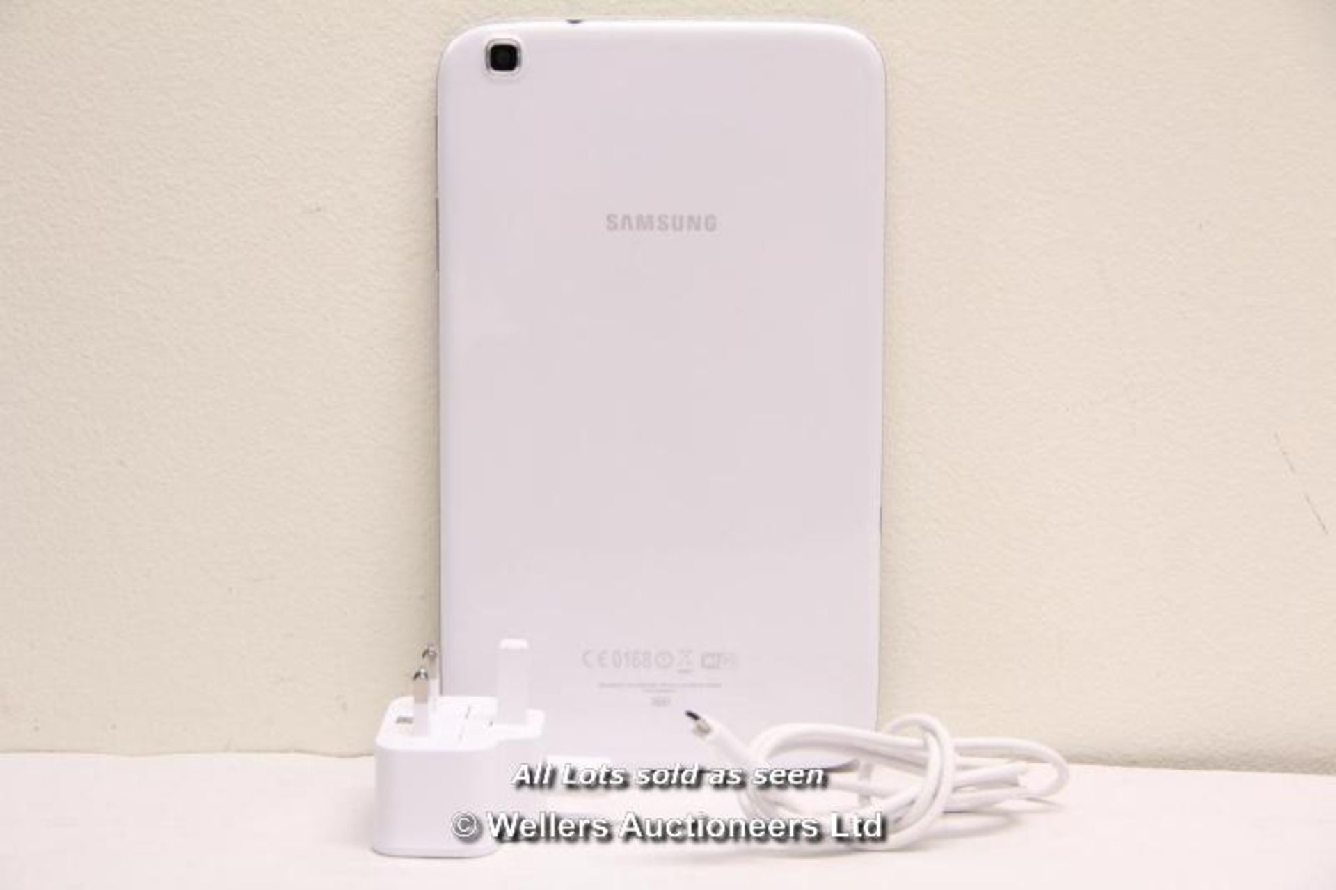 SAMSUNG GALAXY TAB 3 SM-T310 16GB WI-FI  8" - WHITE (36063949) / INCLUDING CHARGER AND USB CABLE / - Image 2 of 2
