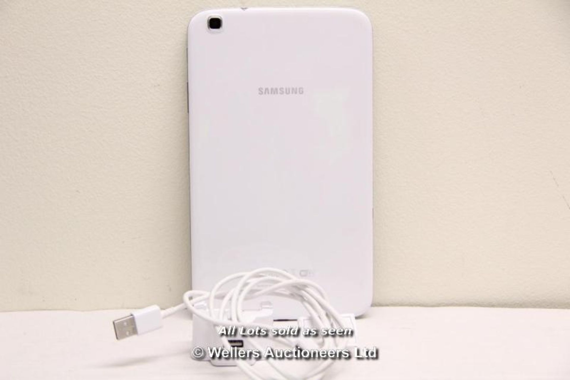 SAMSUNG GALAXY TAB 3 SM-T310 16GB WI-FI  8" - WHITE (36064212) / INCLUDING CHARGER AND USB CABLE / - Image 2 of 2