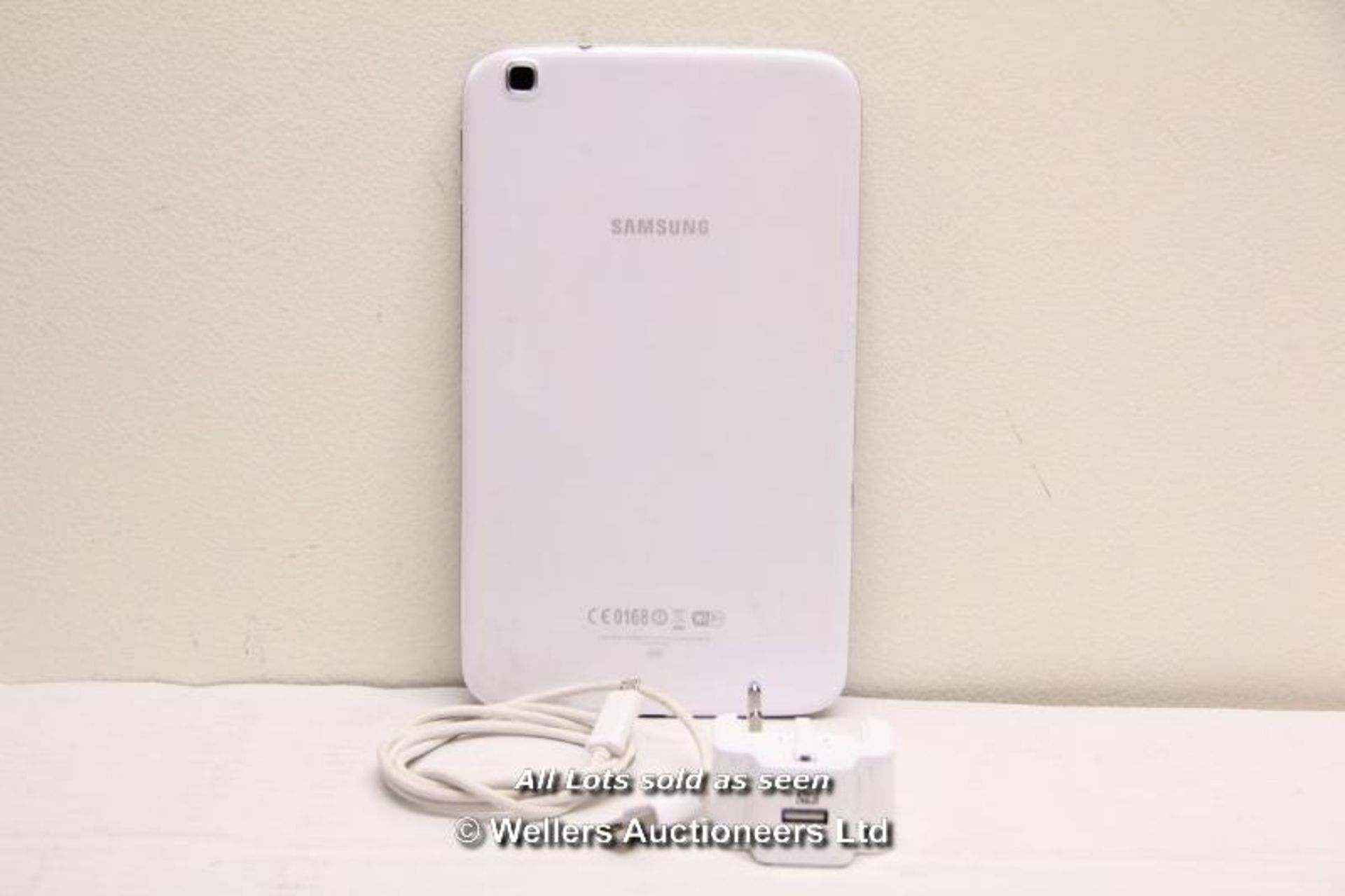 SAMSUNG GALAXY TAB 3 SM-T310 16GB WI-FI  8" - WHITE (36063865) / INCLUDING CHARGER AND USB CABLE / - Image 2 of 2