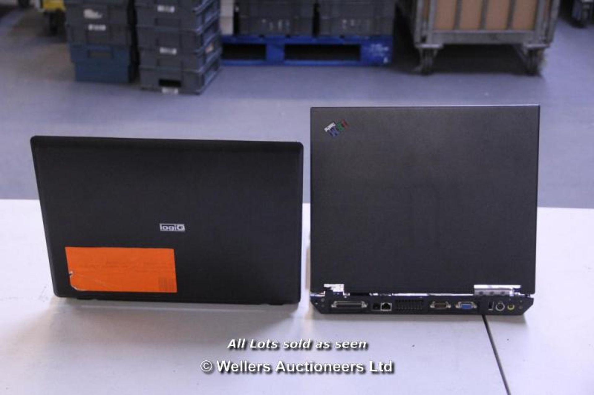 10 X SALVAGE AND UNTESTED LAPTOPS / 4 INCLUDING HARD DRIVES AND 6 WITHOUT HARD DRIVES / SOME UNITS - Image 10 of 13