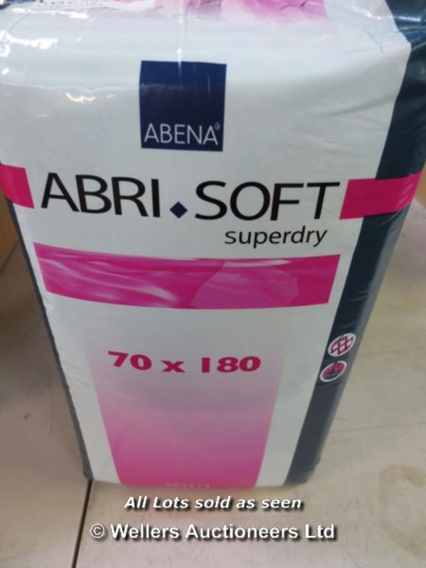 ABENA ABRI-SOFT SUPERDRY 30 IN PK / GRADE: BRAND NEW / BOXED (DC2) {AISLE '14'}