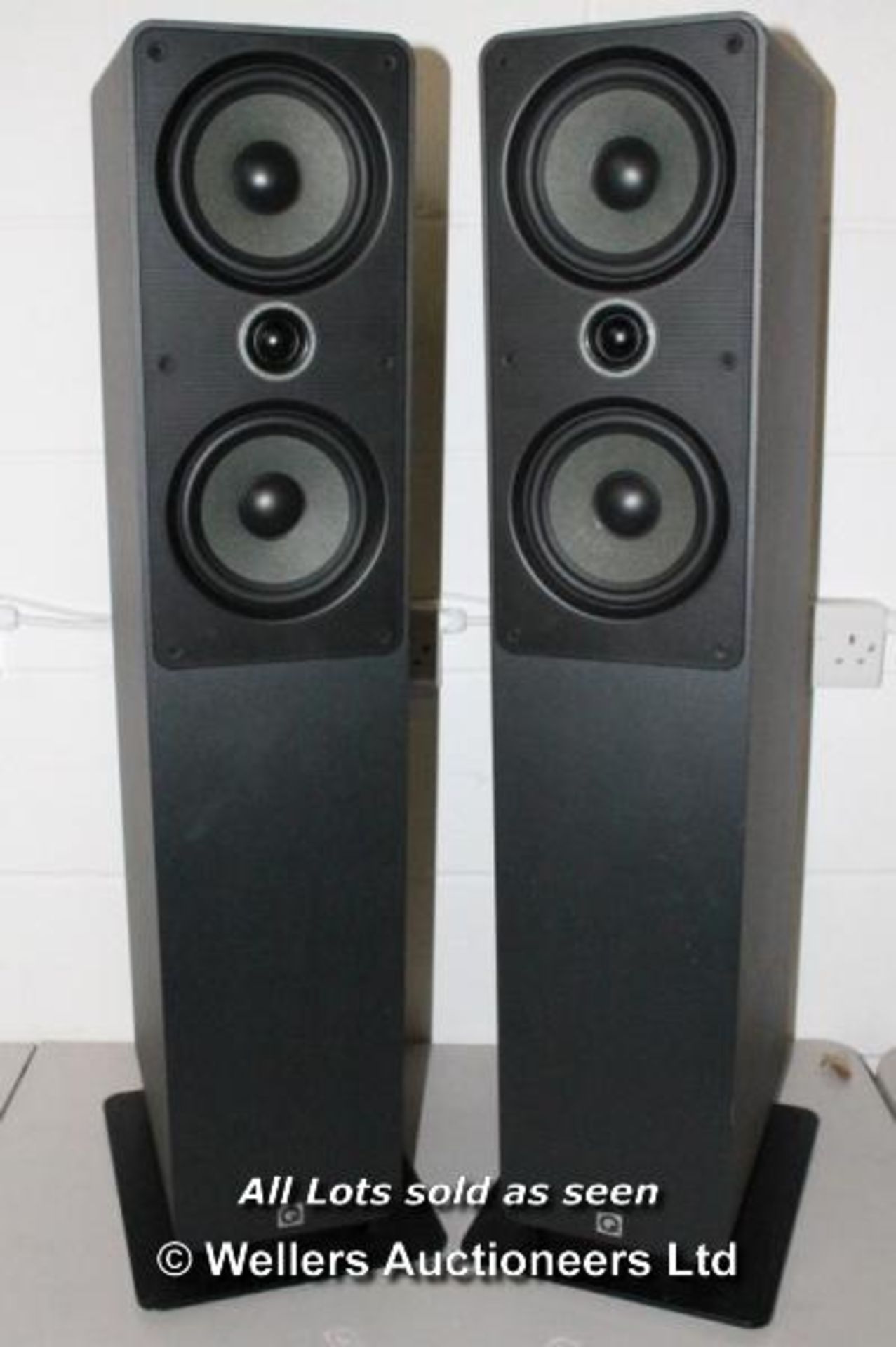 Q ACOUSTICS 2050I FLOOR STANDING SPEAKERS - Image 2 of 3