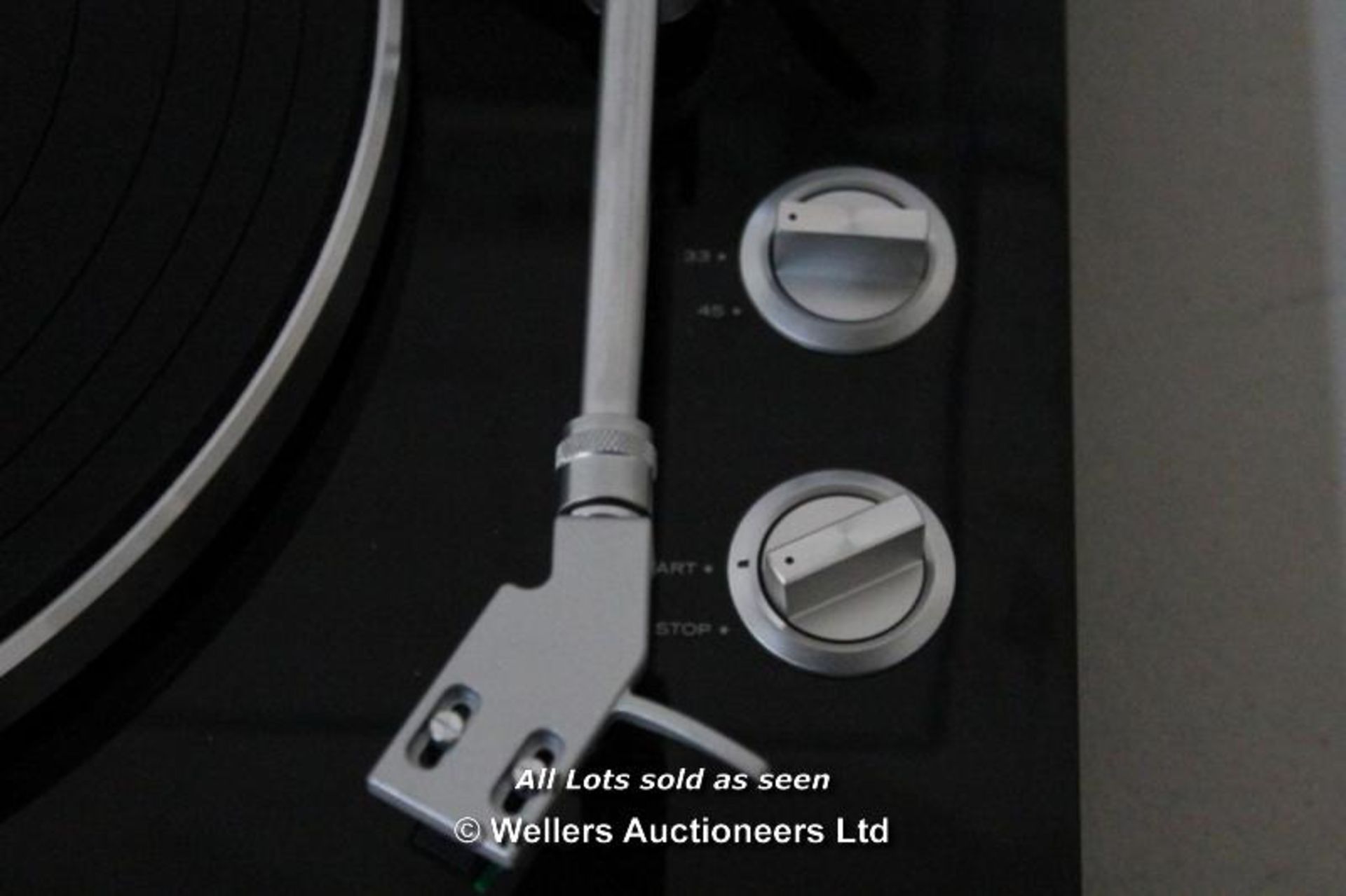 TEAC TN300 TURNTABLE - Image 3 of 7