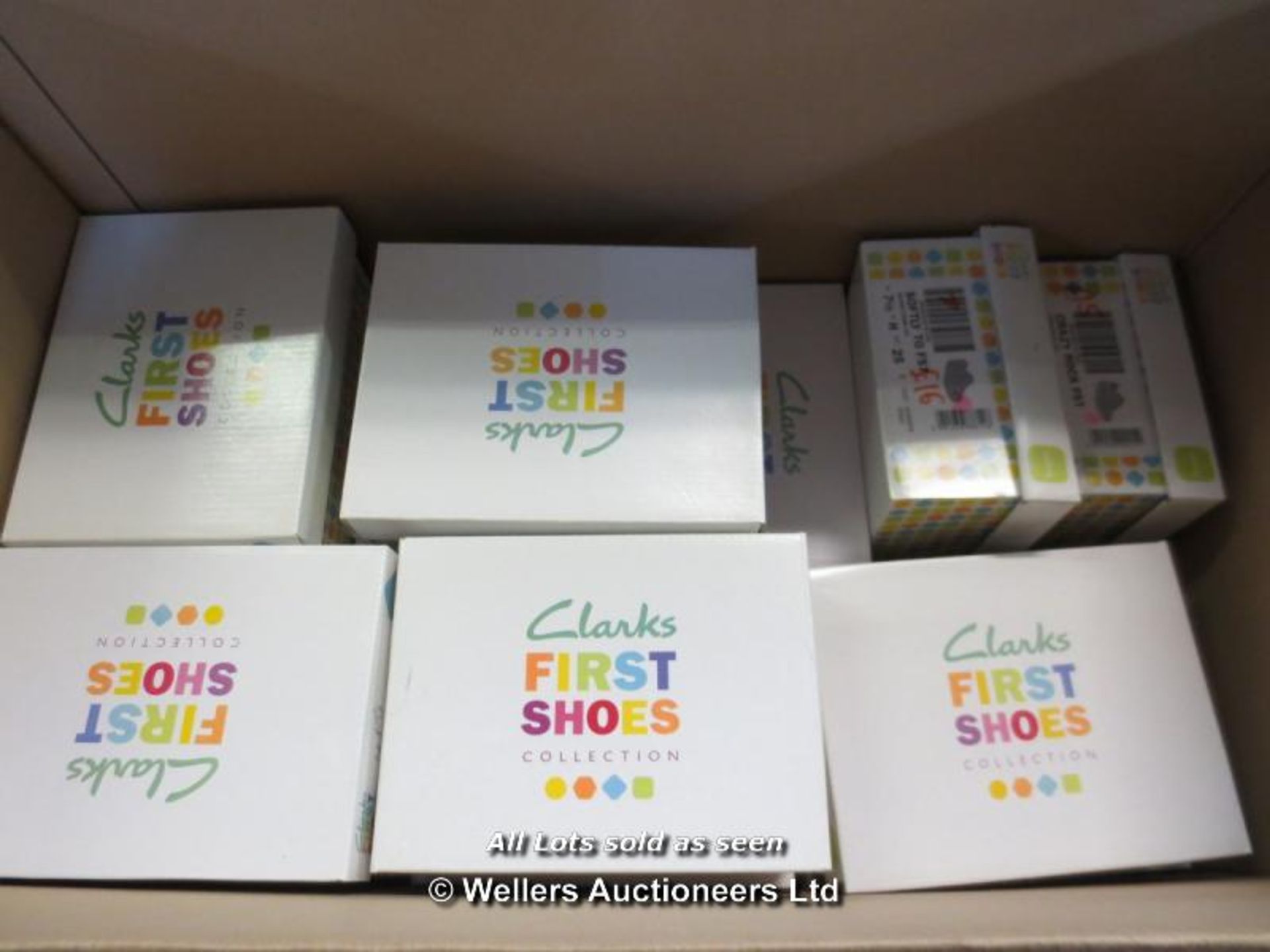 18X PAIRS OF CLARKES FIRST SHOES INC SOFTLY TO, CRAZY ROCK ETC / GRADE: BRAND NEW / BOXED (DC3) {