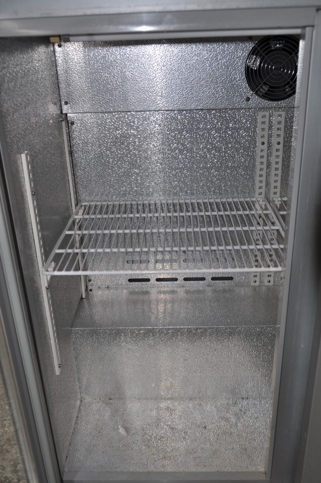 1 x Maidaid Halycon H900 Two Door Bottle Cooler With Internal Shelves - BEER FRIDGE - Ideal For - Image 3 of 5