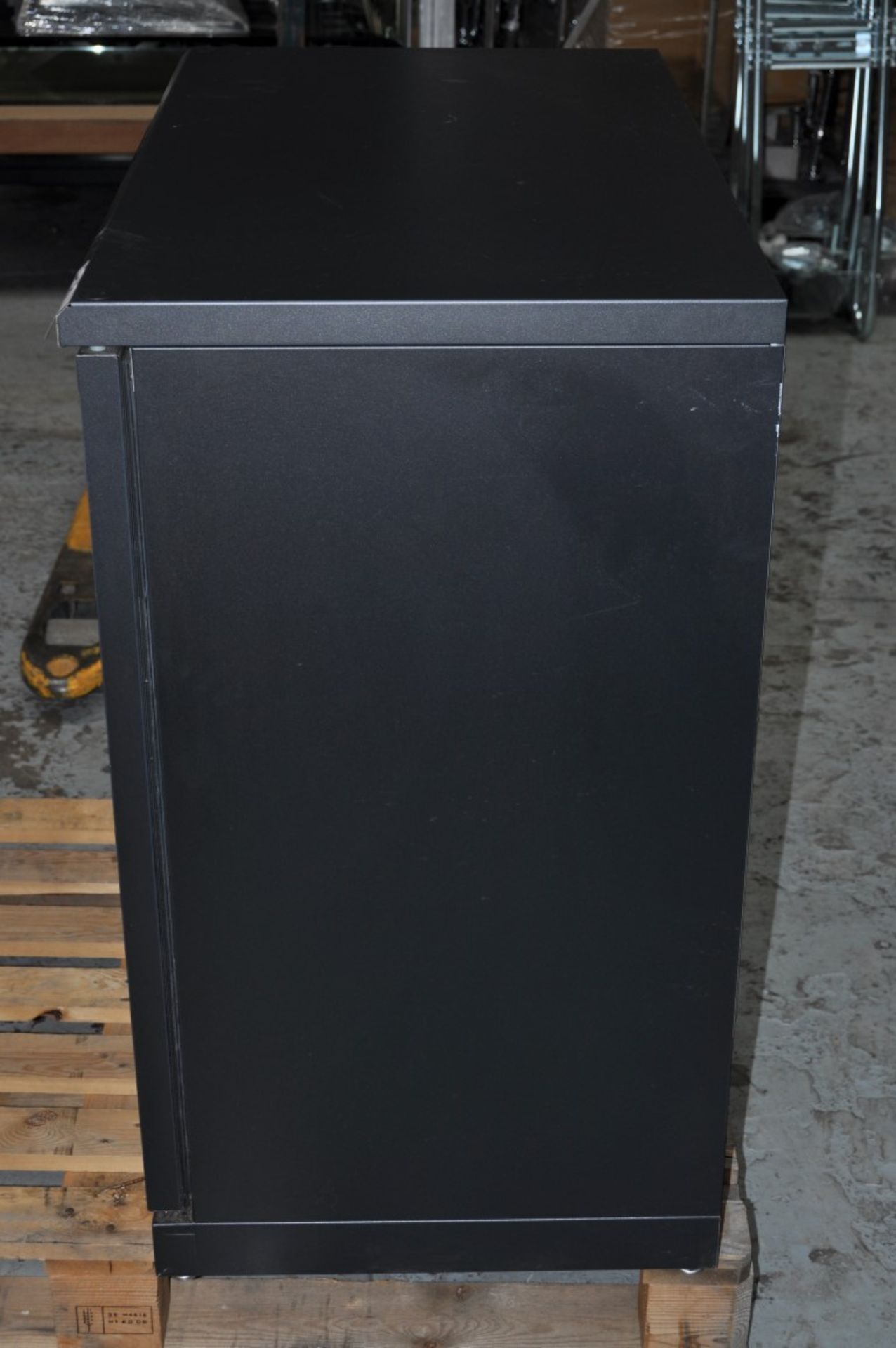 1 x Gamko Two Door Bottle Cooler With Internal Shelves - Ideal For Pubs, Clubs or Restaurants - BEER - Image 7 of 8