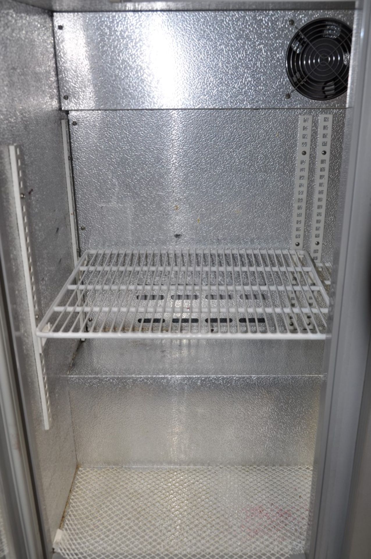 1 x Maidaid Halycon H900 Two Door Bottle Cooler With Internal Shelves - BEER FRIDGE - Ideal For - Image 3 of 5