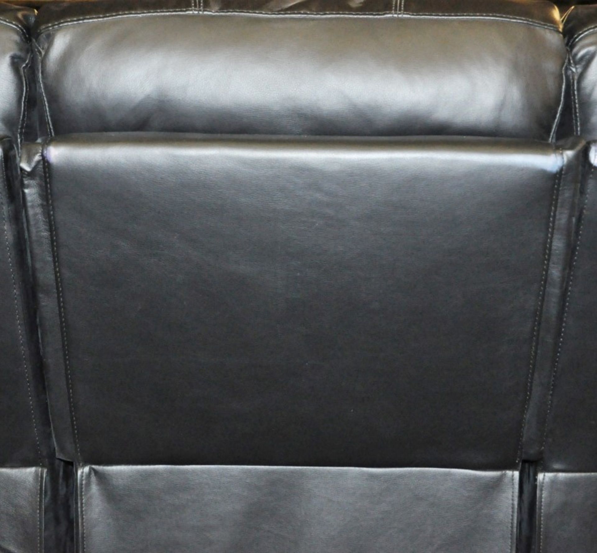 1 x Stylish Black Leather 3 Seater Sofa with Reclining Seat – RRP £1,299.00 - Banded Leather - Image 6 of 7