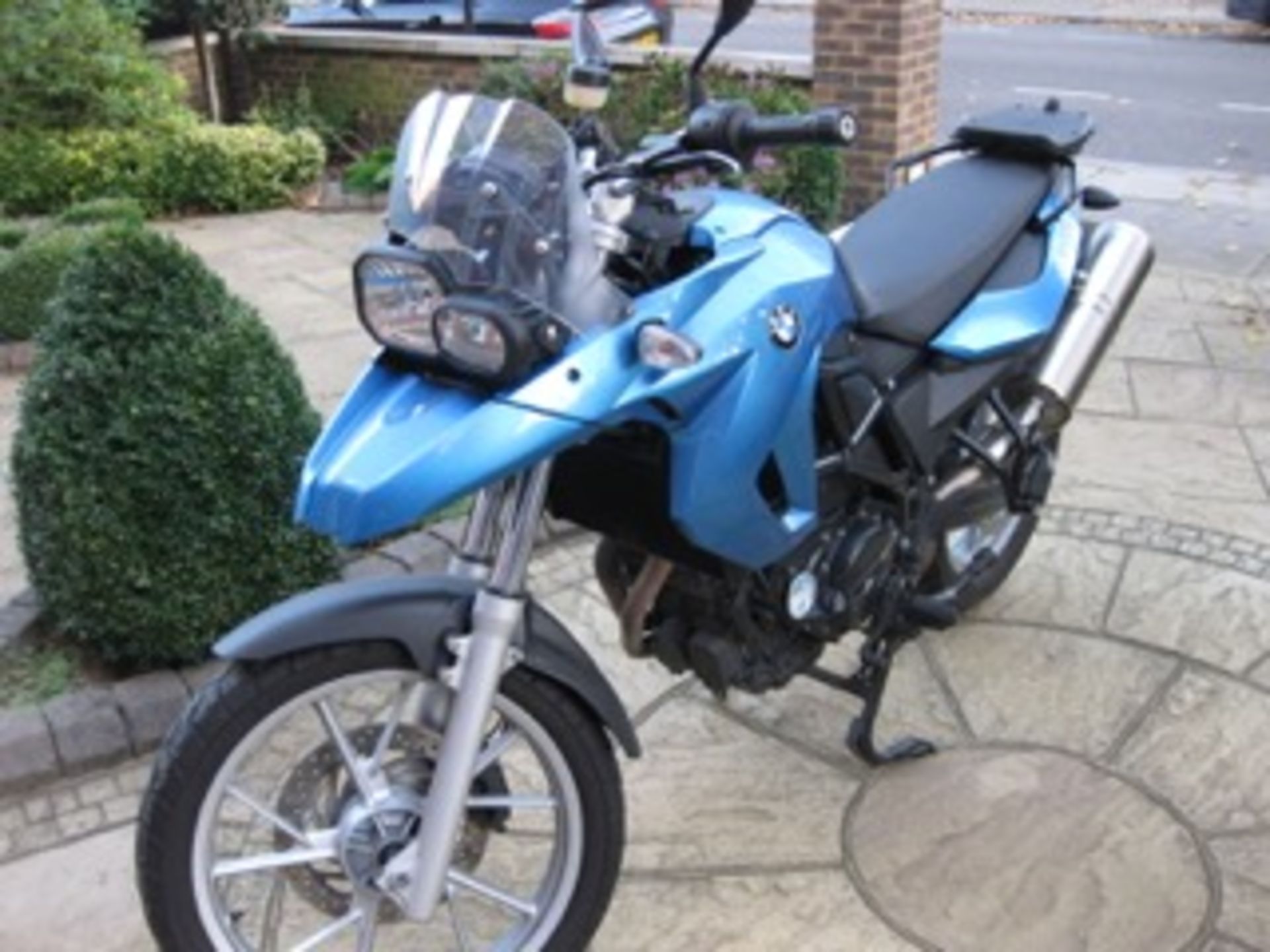 BMW F650GS, 2008 very low mileage - Image 3 of 9