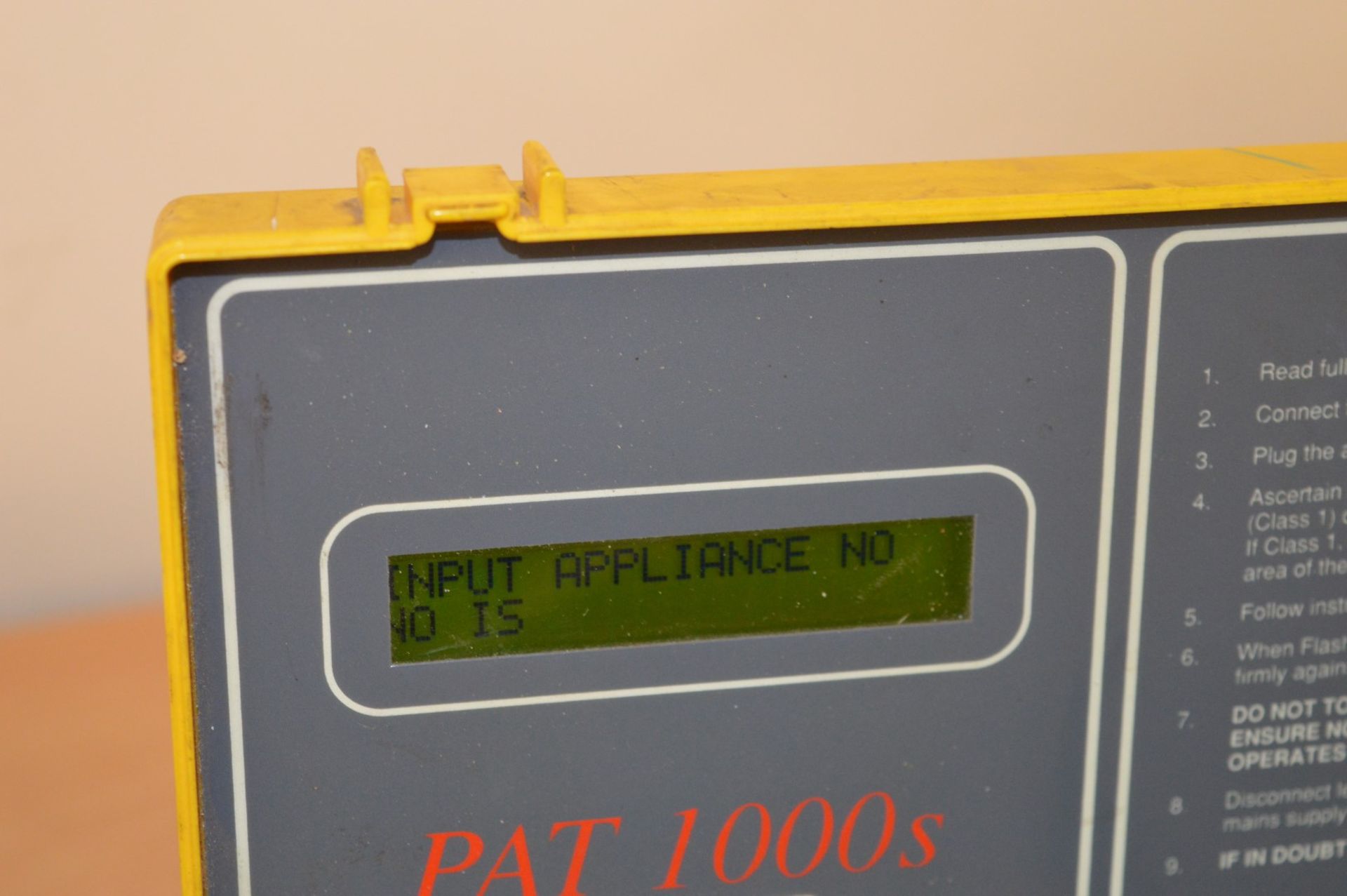 1 x Seaward PAT1000S Microprocessor Controlled PAT Tester - Designed For Testing UK 240v - Image 2 of 8