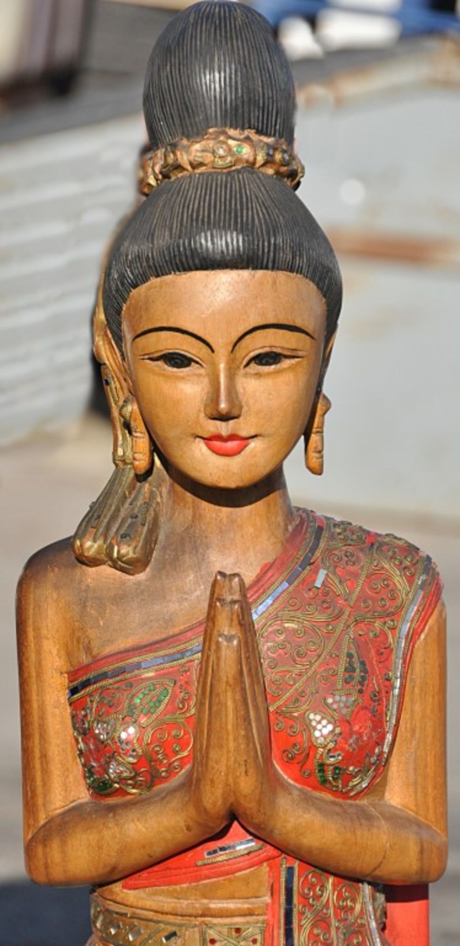 1 x Large Carved Wooden Free-standing Thai Statue  – 160cm High – Beautifully Hand-painted &