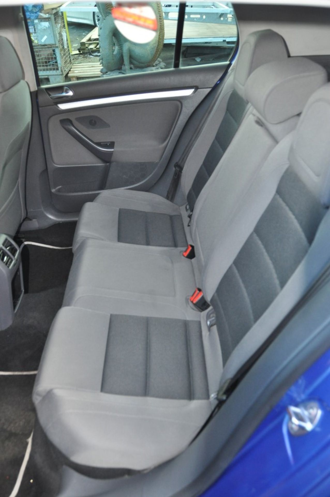 1 x Volkswagon Golf R32 V6 "5 Door" 2008, Blue - Heated Seats, 42,733 Miles - MOT Jan 2016 - Image 13 of 25