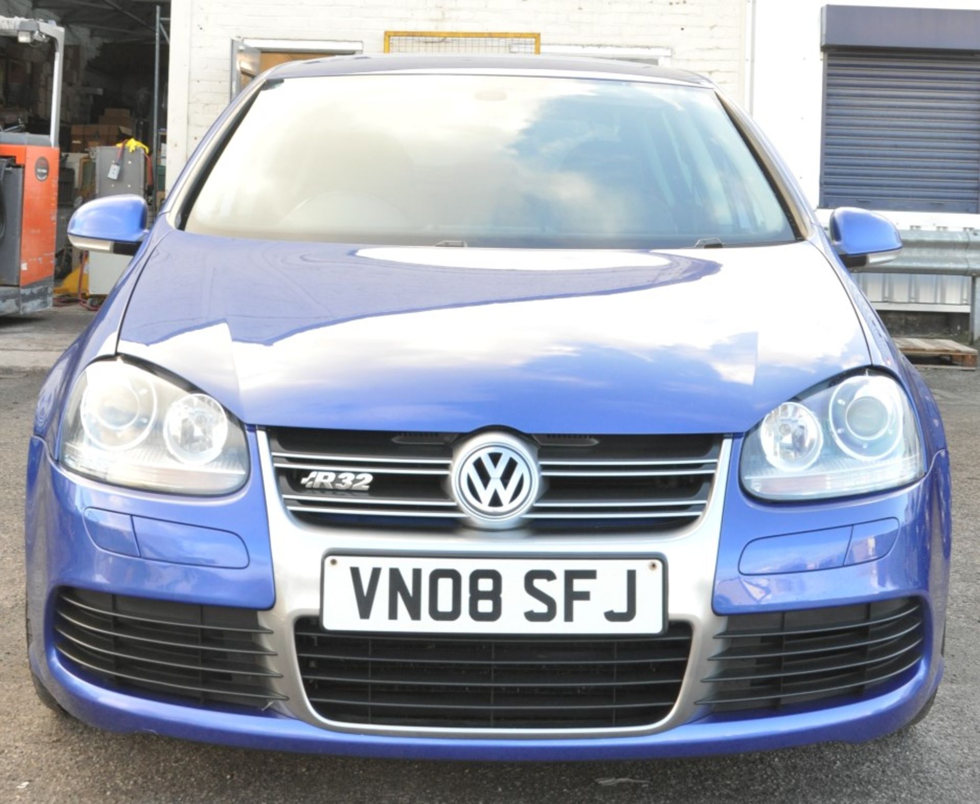 1 x Volkswagon Golf R32 V6 "5 Door" 2008, Blue - Heated Seats, 42,733 Miles - MOT Jan 2016 - Image 6 of 25