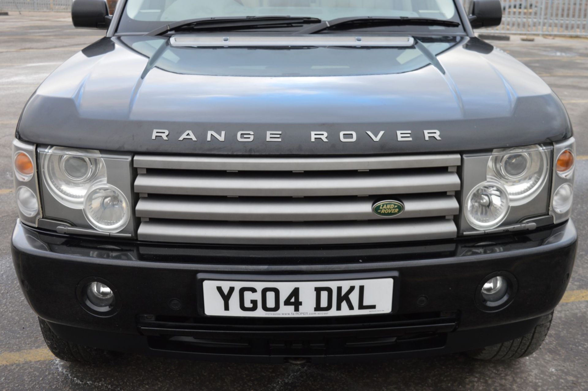 1 x Range Rover Vogue V8 4.4 Automatic - Black, Leather Interior, Petrol, Television, Premium - Image 51 of 63